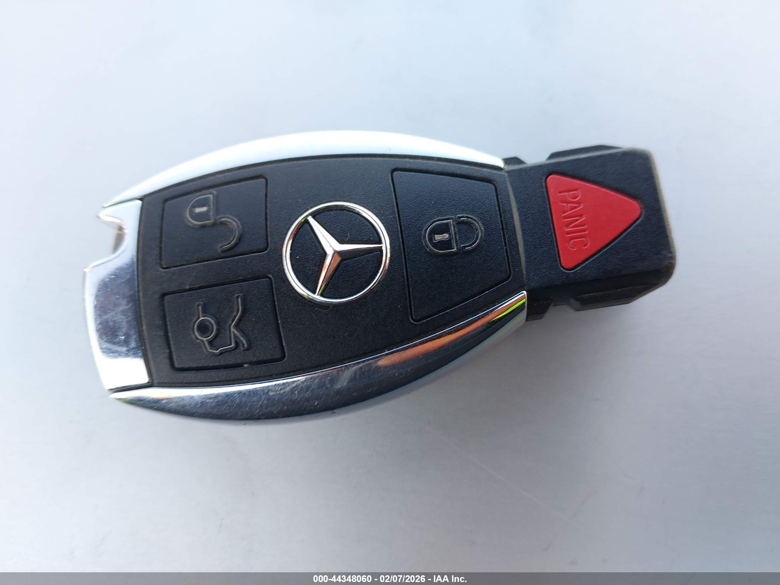 MERCEDES-BENZ GLC image 11