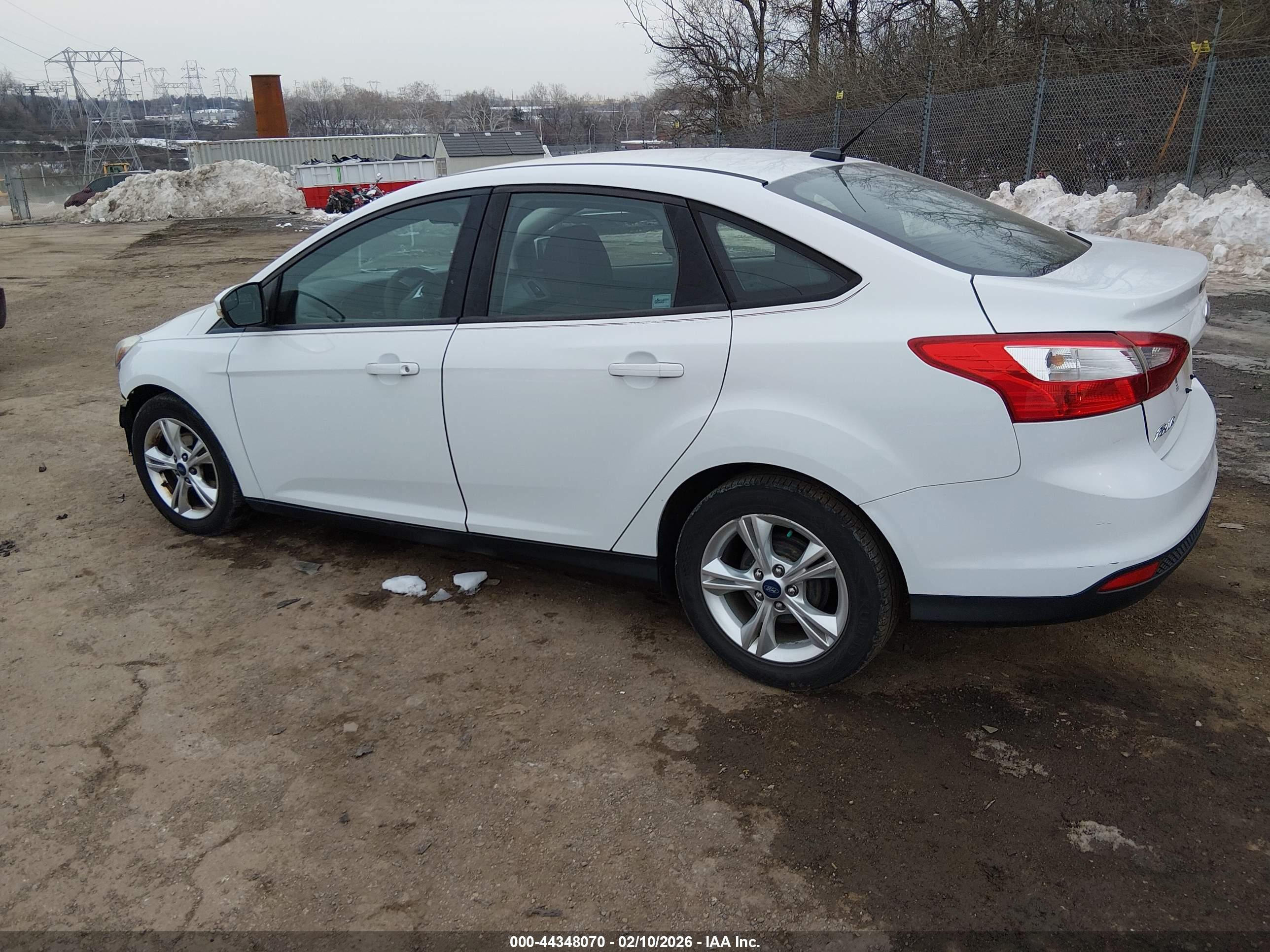 FORD FOCUS image 3