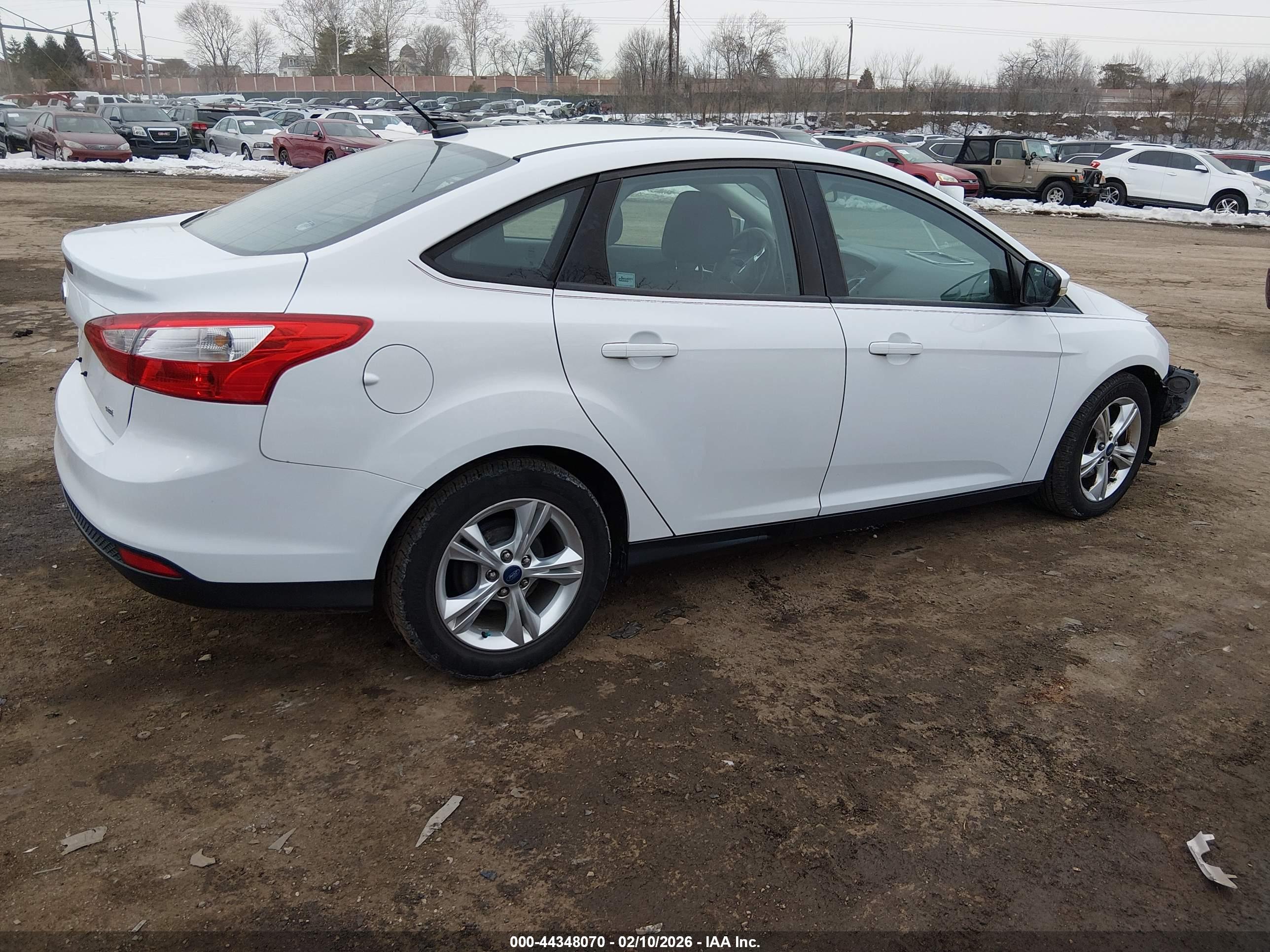 FORD FOCUS image 4