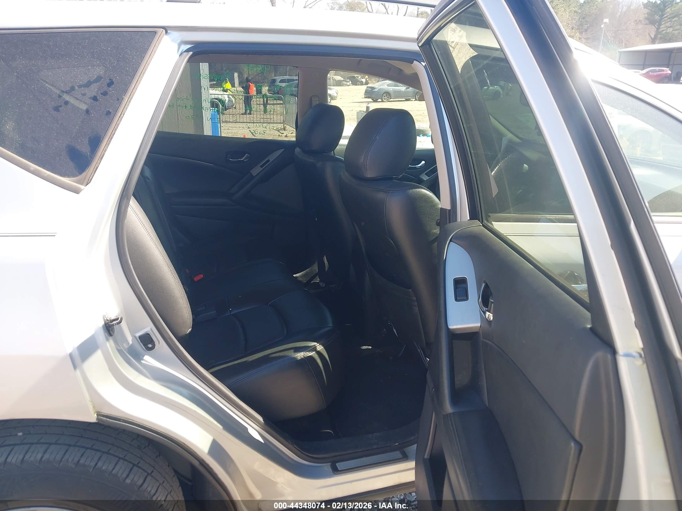 NISSAN MURANO image 8
