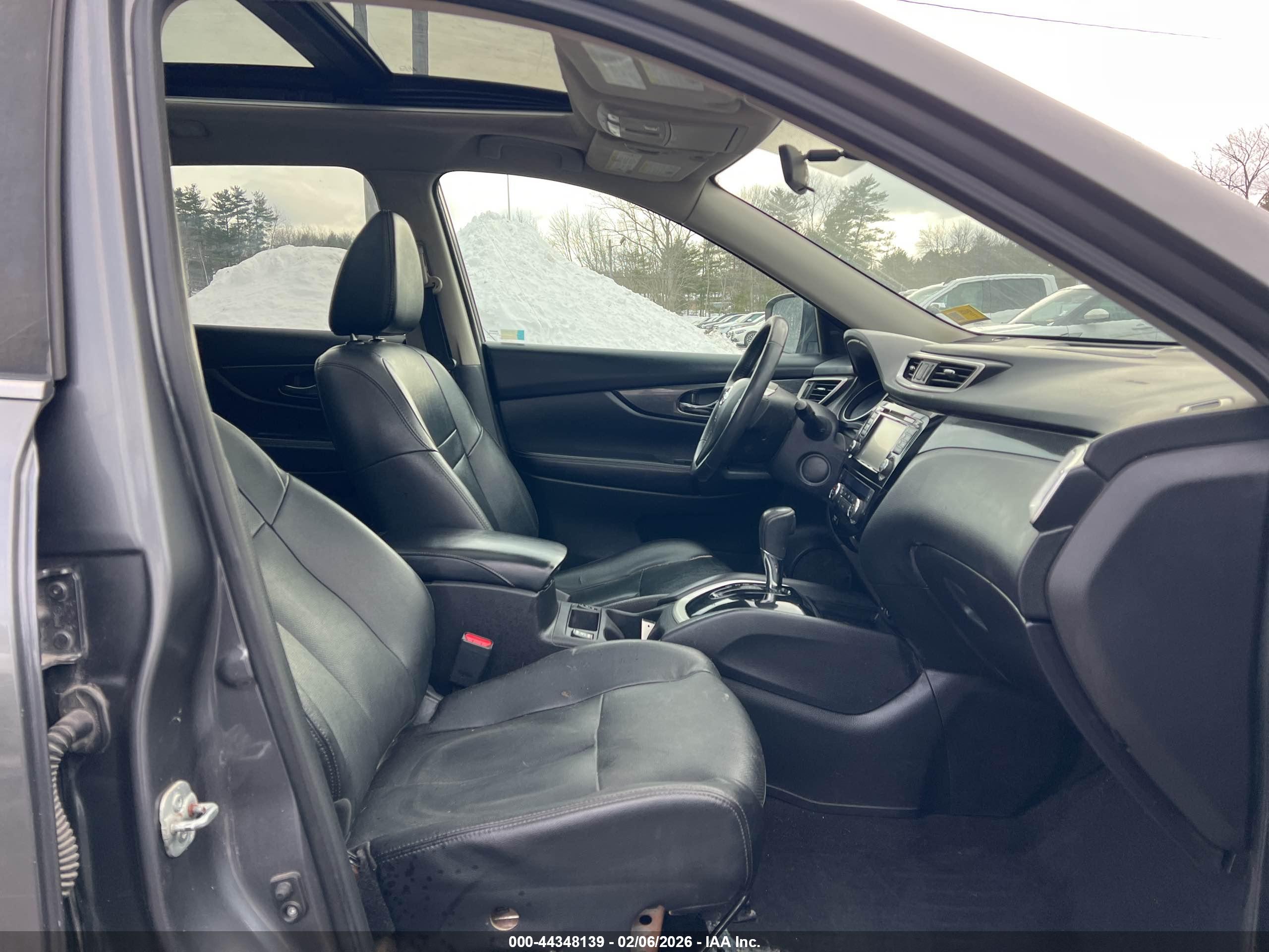 NISSAN ROGUE image 5