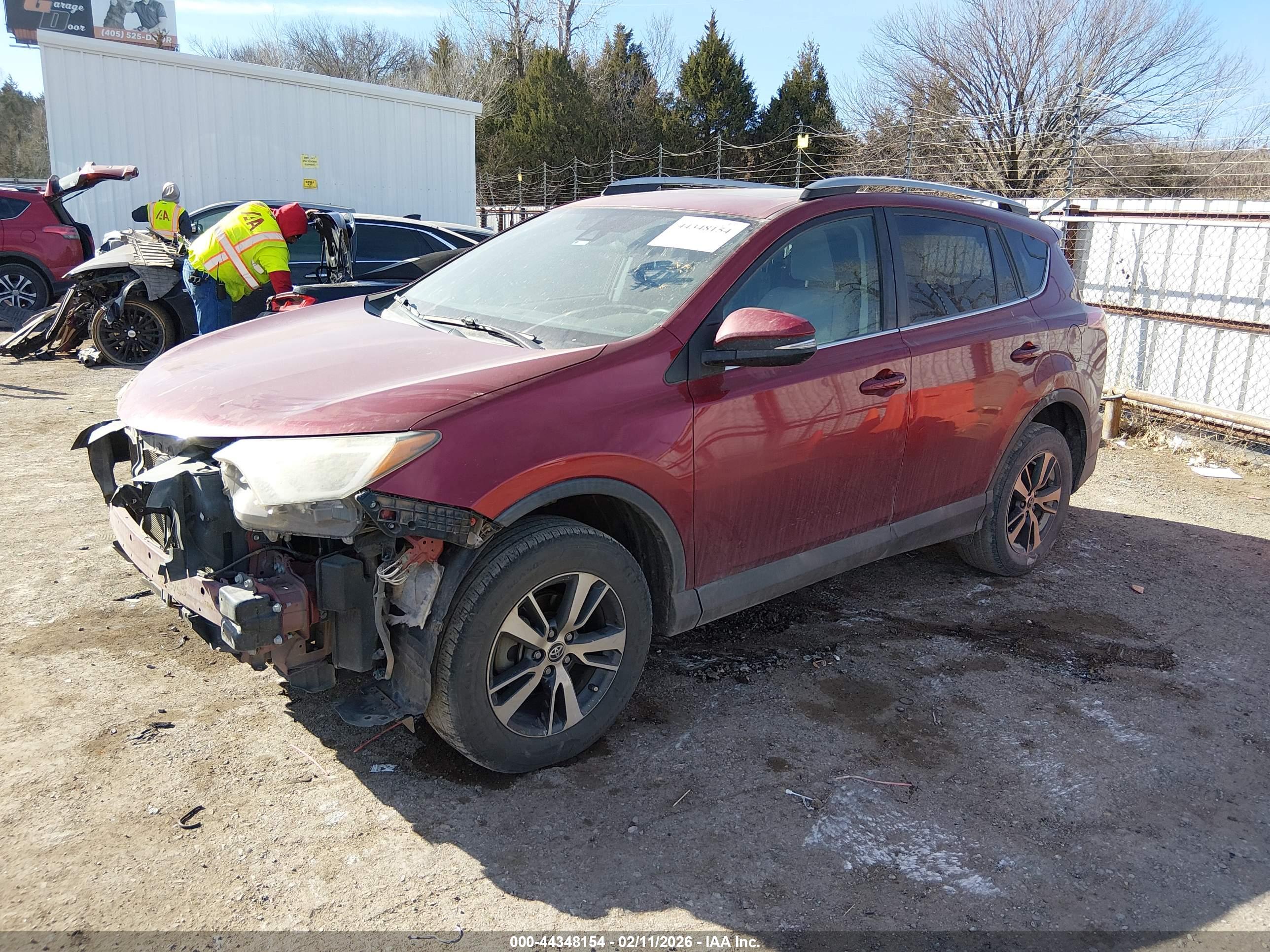 TOYOTA RAV4 image 2