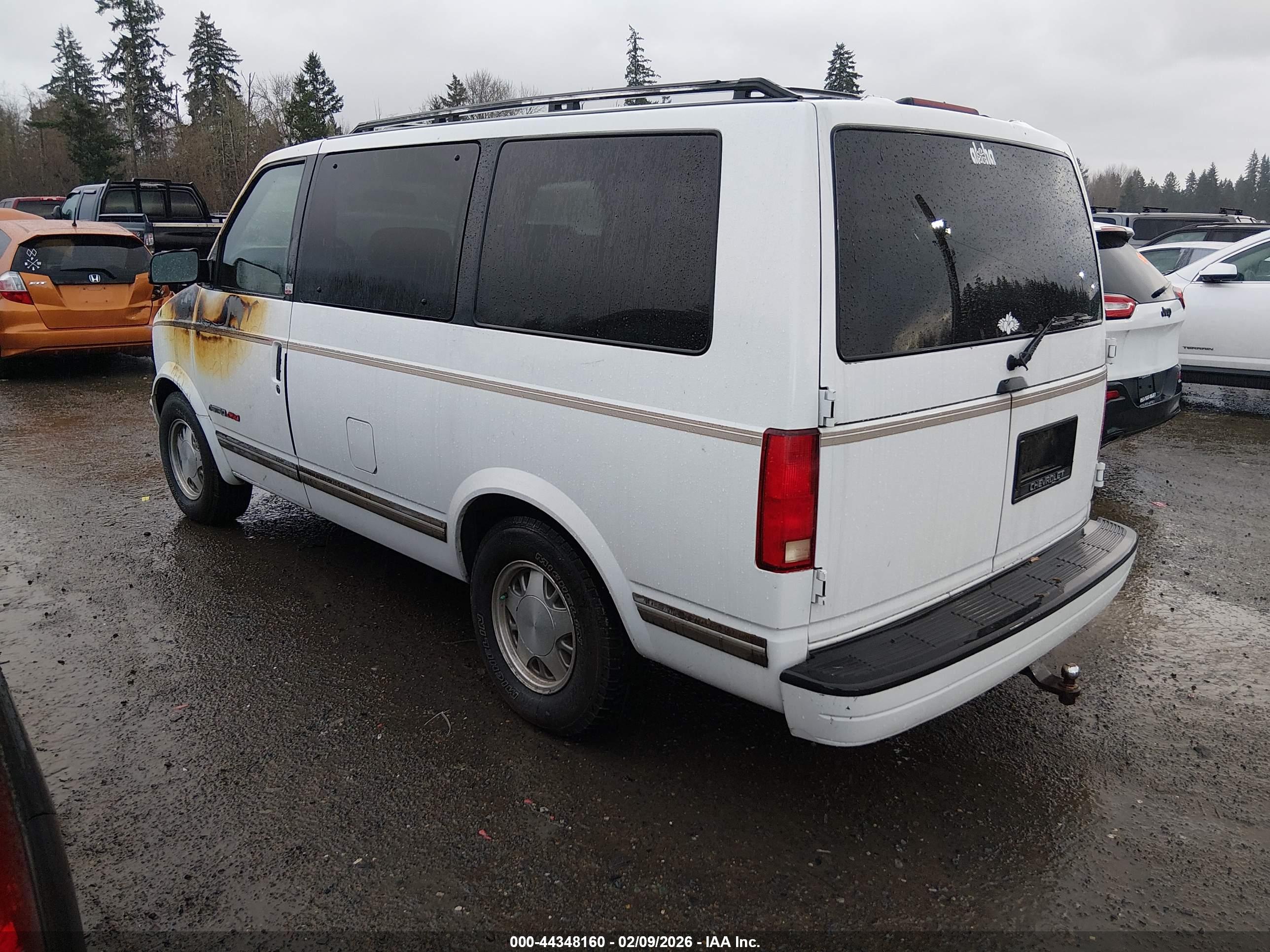 CHEVROLET ASTRO image 3
