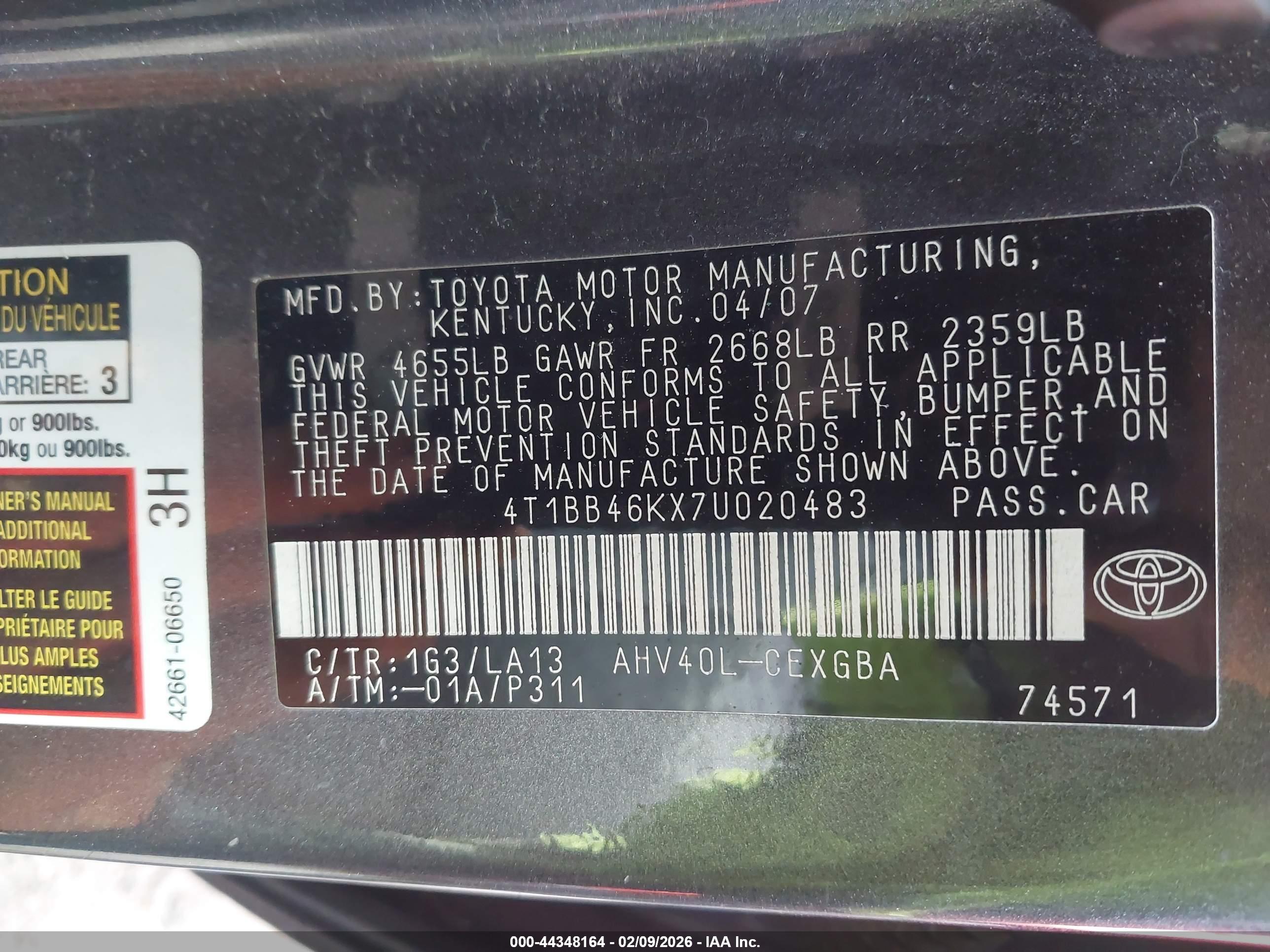 TOYOTA CAMRY image 9