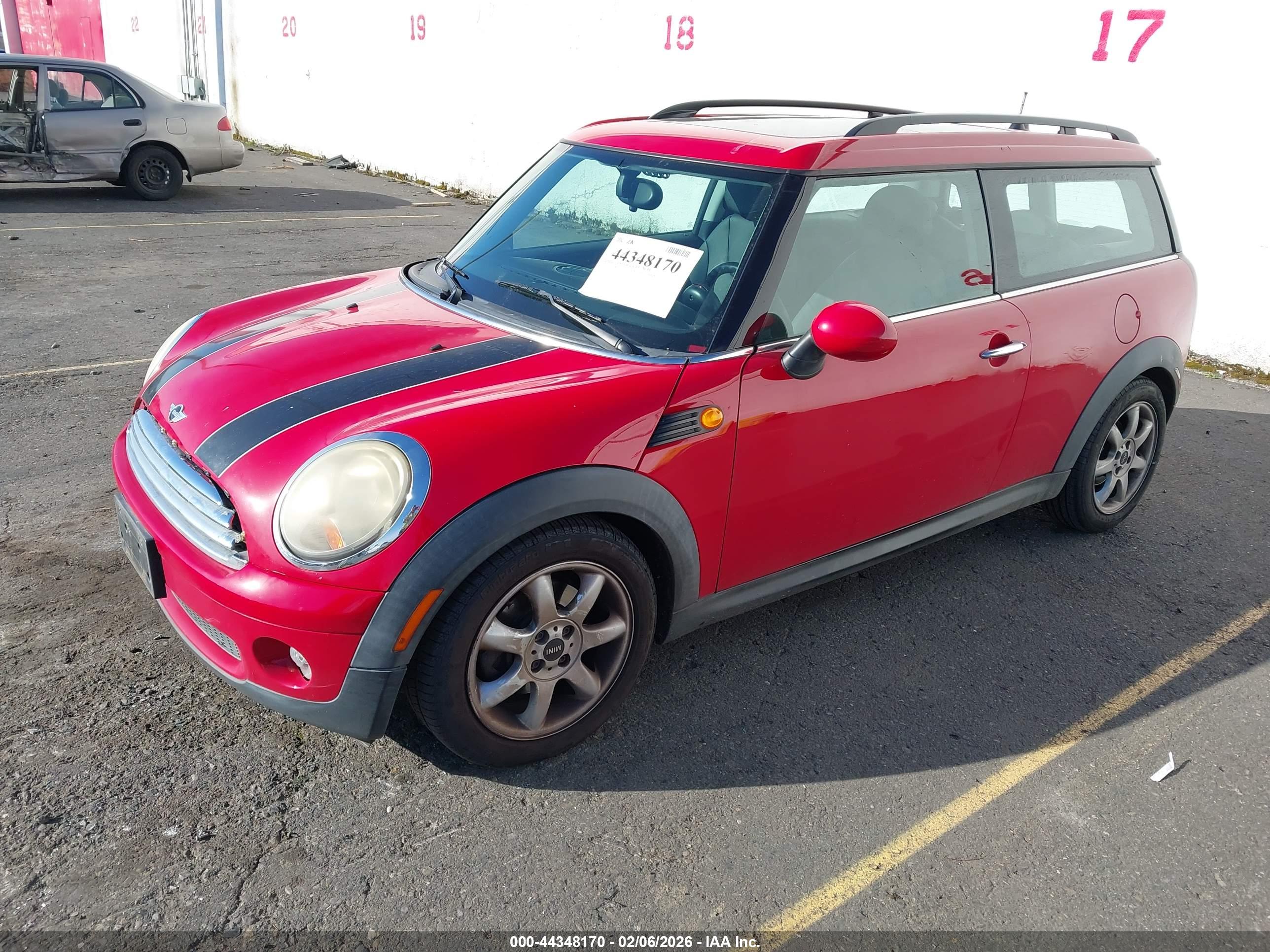 MINI COOPER image 2
