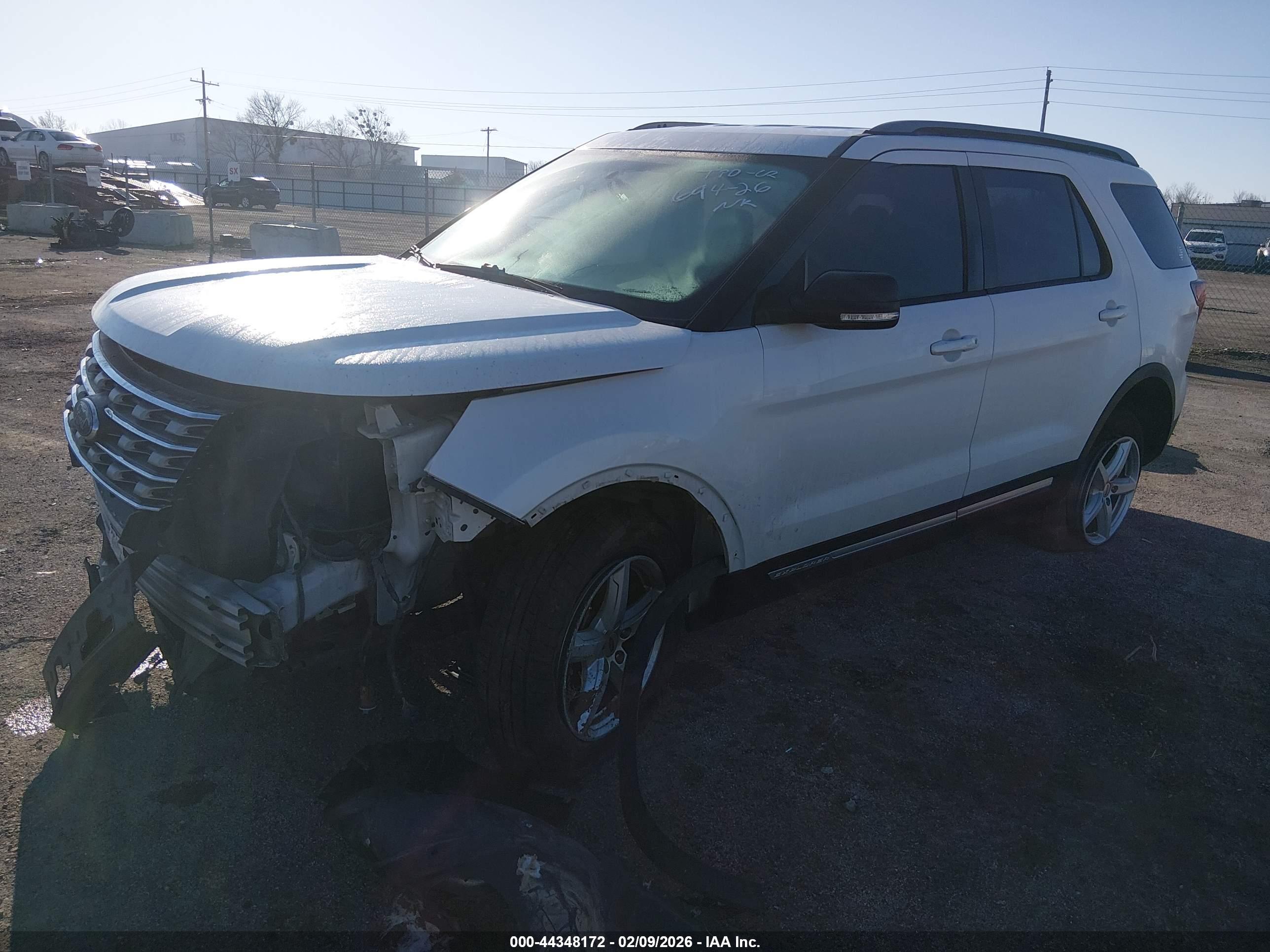 FORD EXPLORER image 2