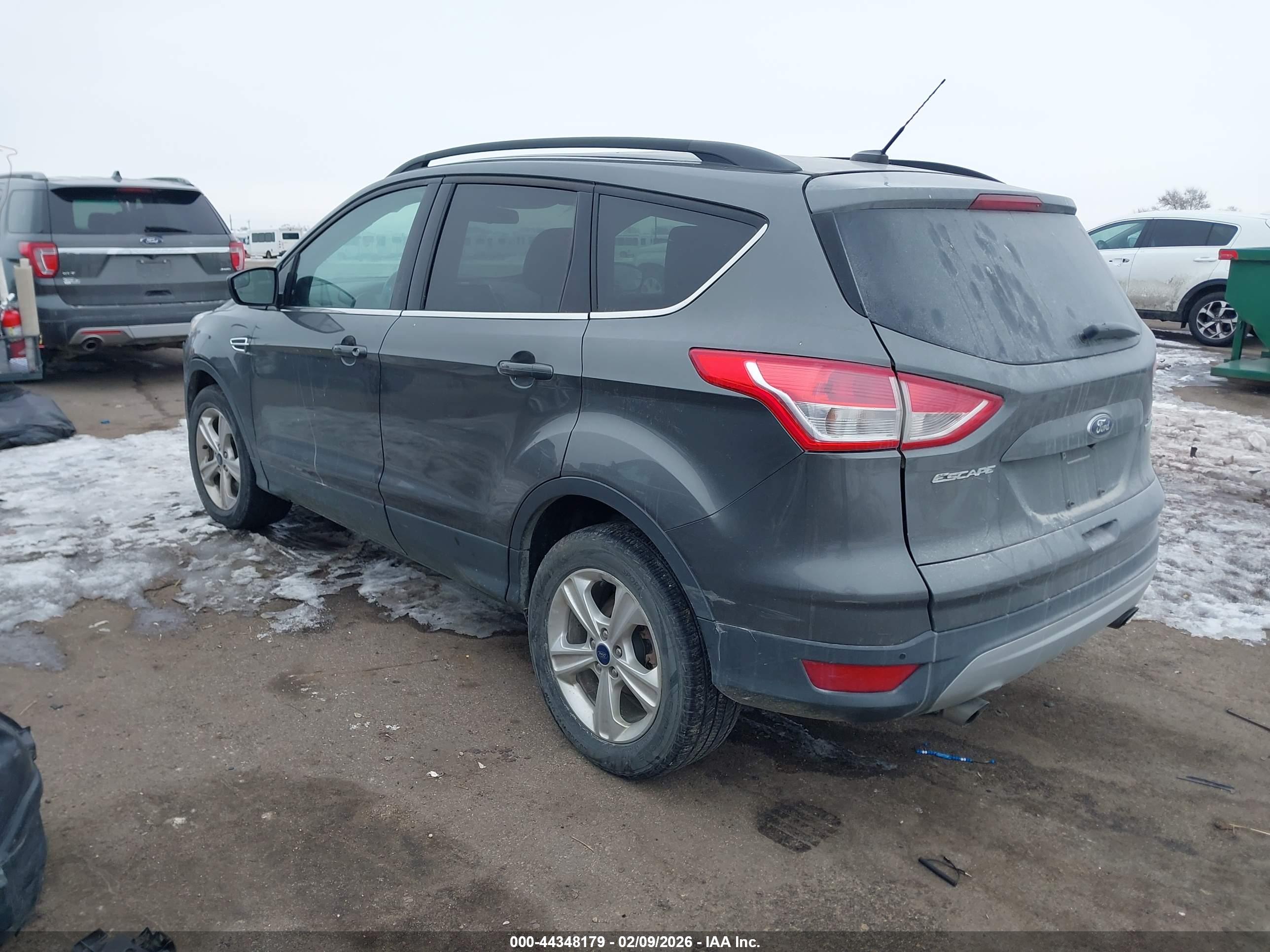 FORD ESCAPE image 3