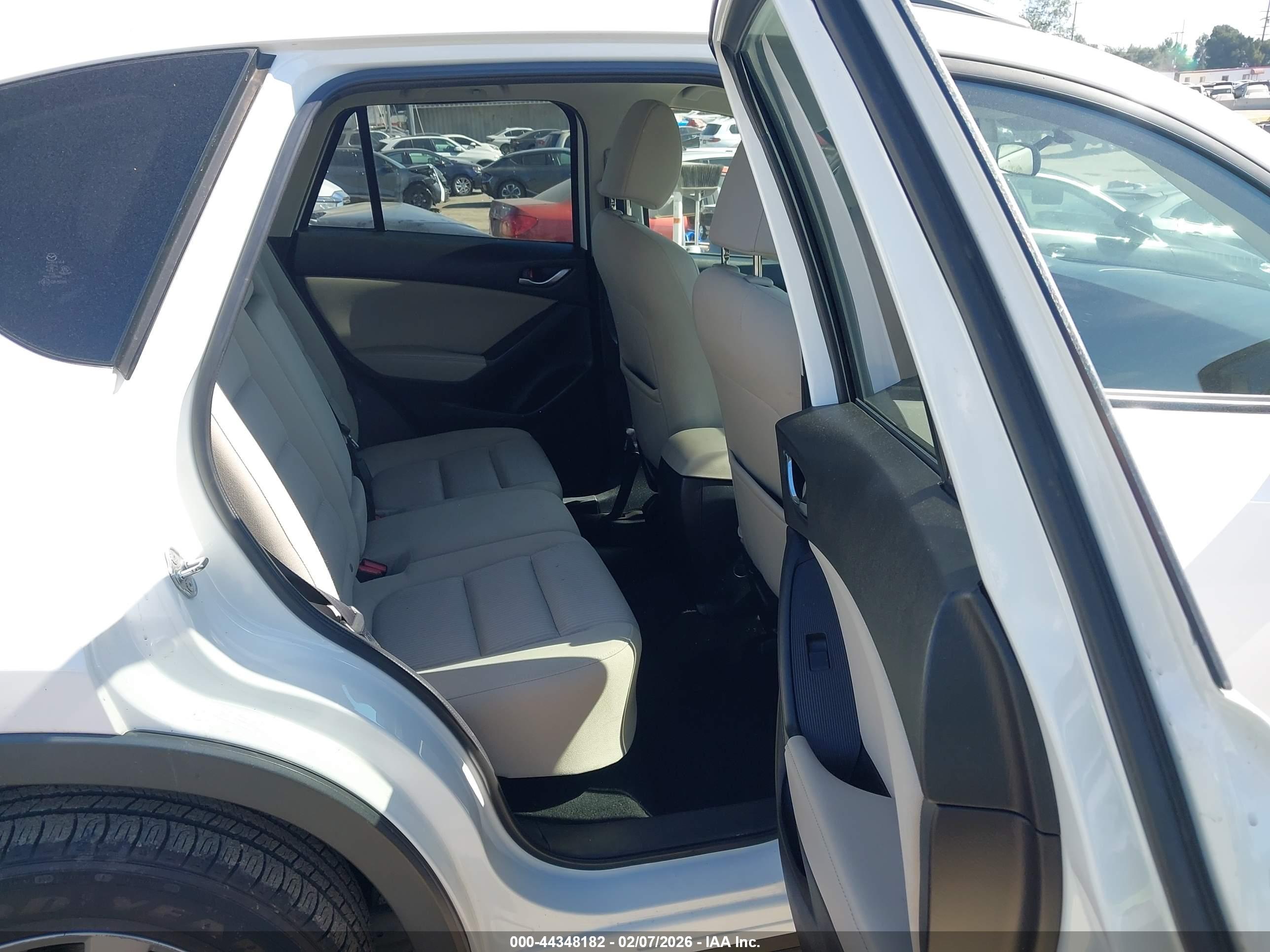 MAZDA CX-5 image 8