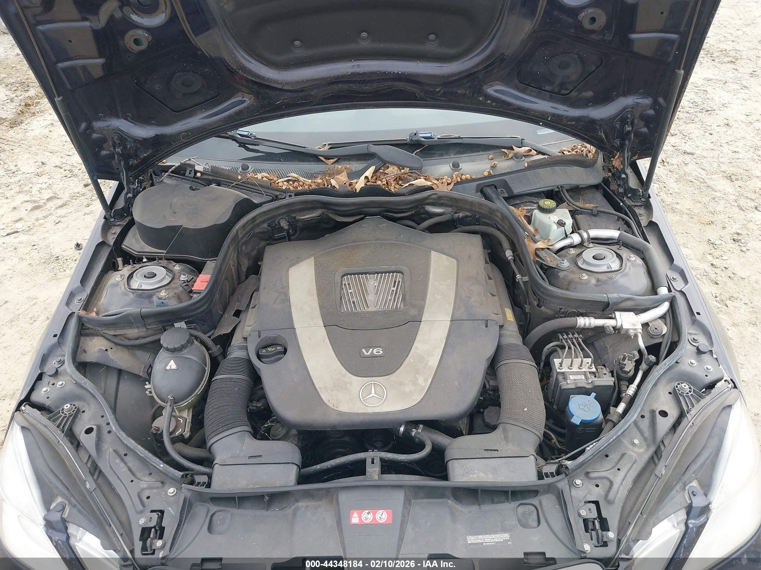MERCEDES-BENZ E image 10