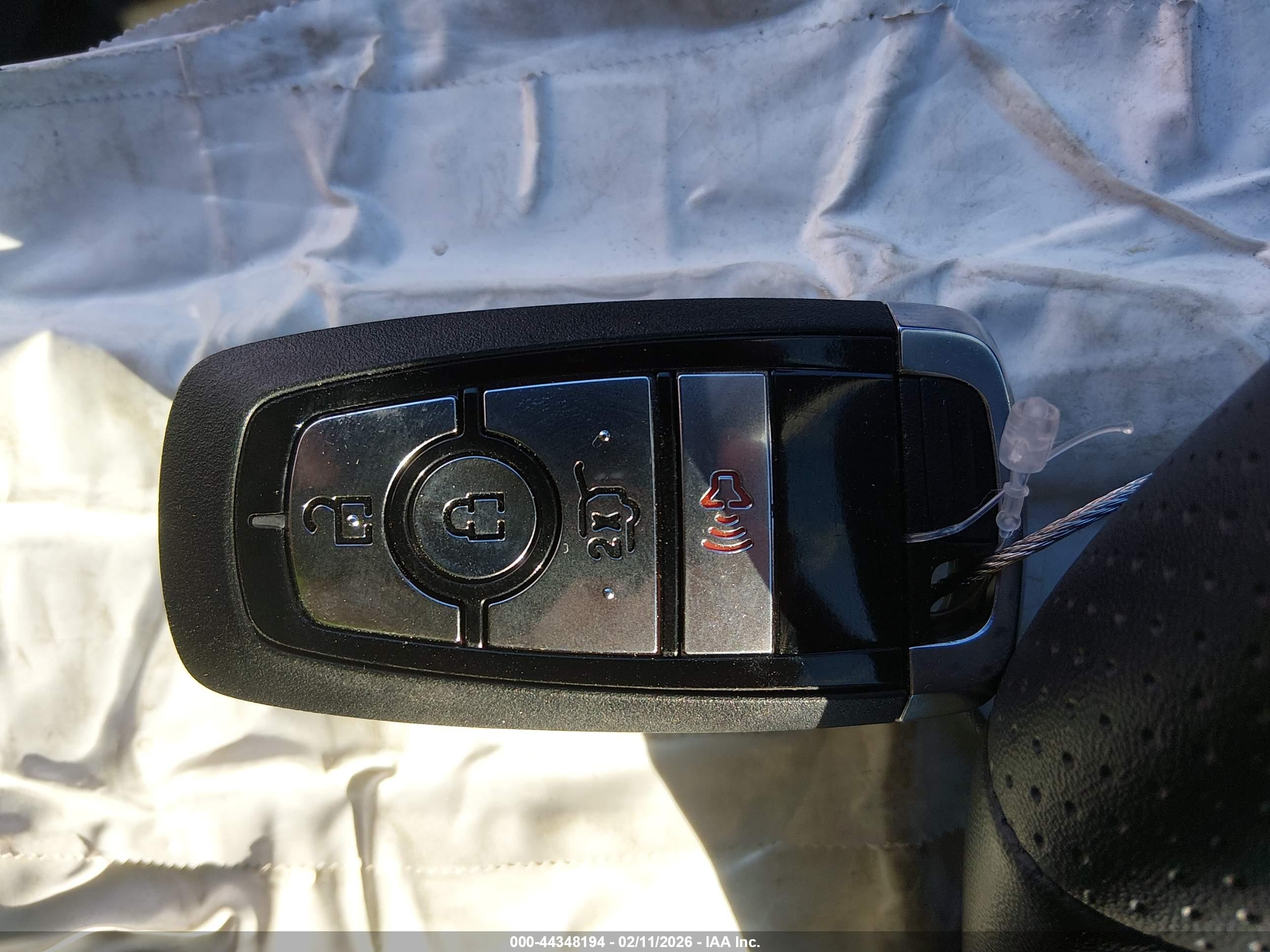 FORD ESCAPE image 11