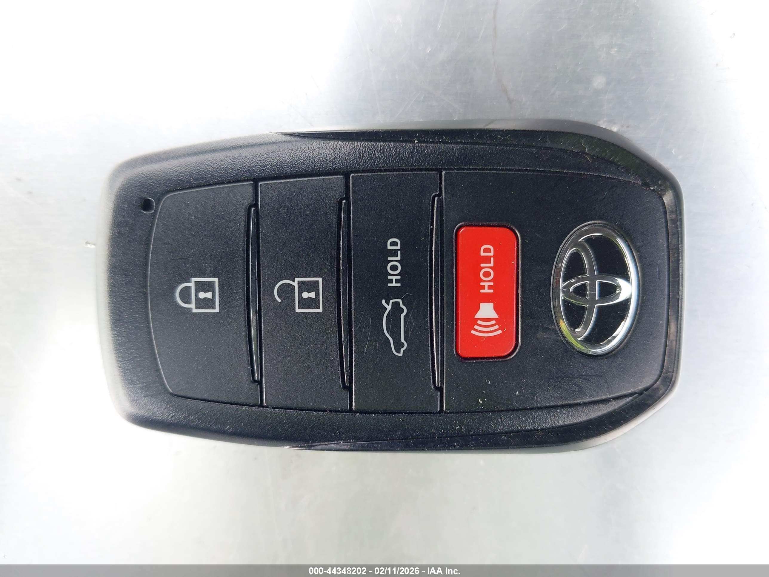 TOYOTA COROLLA image 11