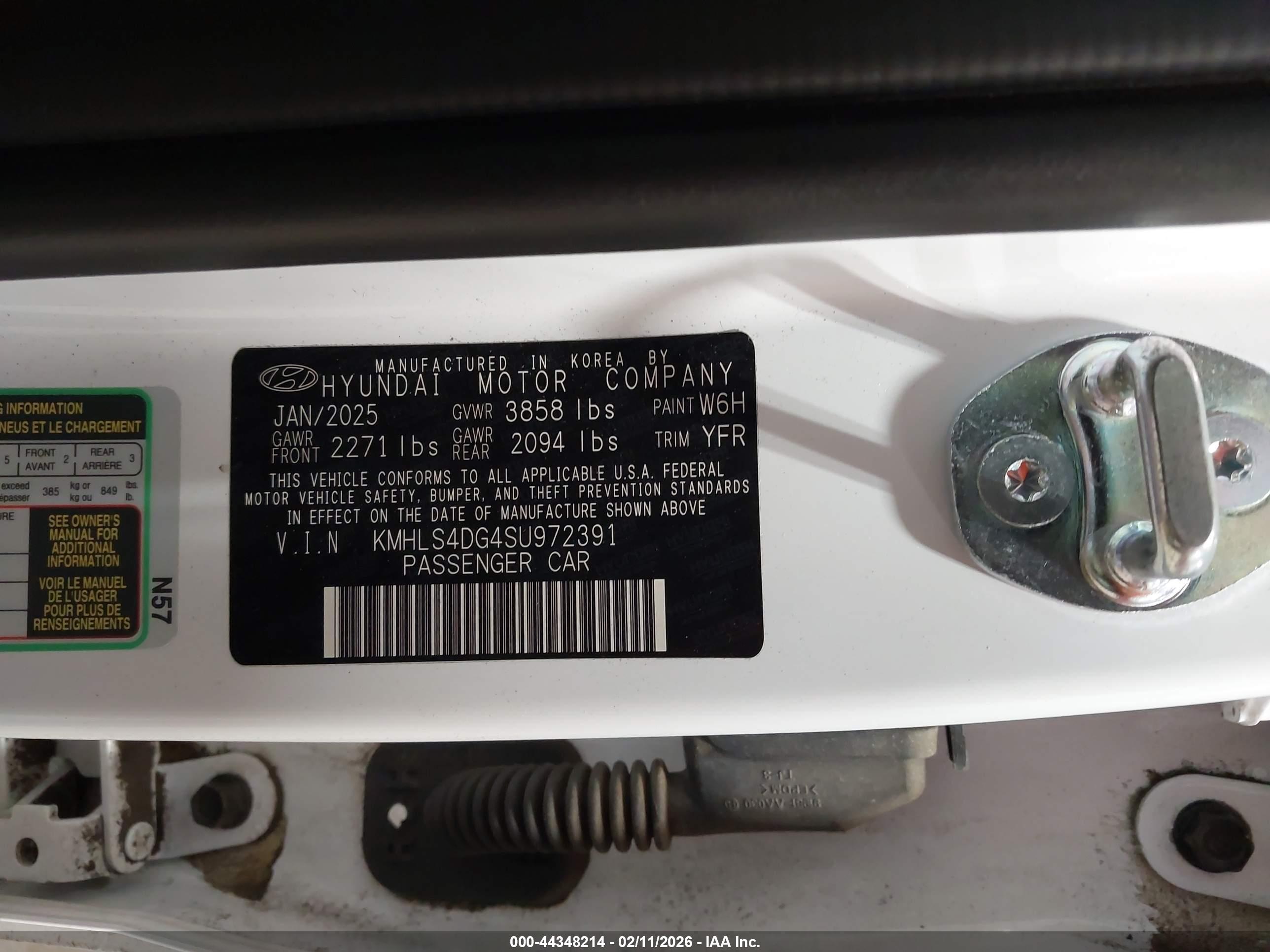 HYUNDAI ELANTRA image 9