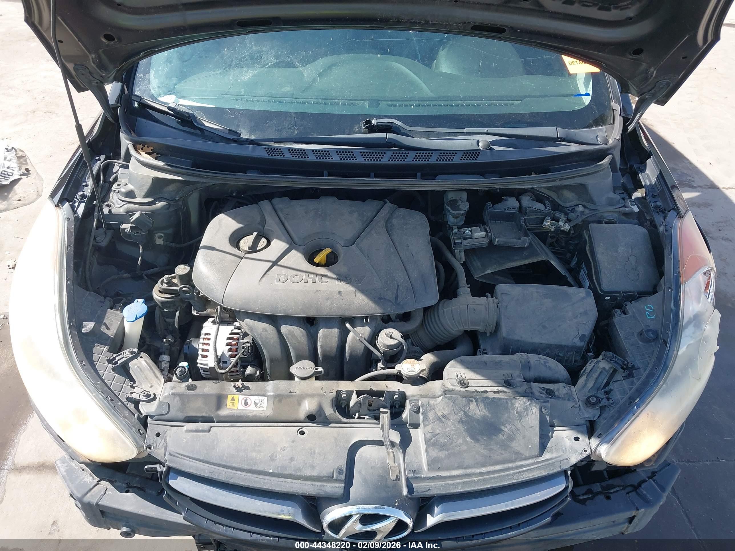 HYUNDAI ELANTRA image 10