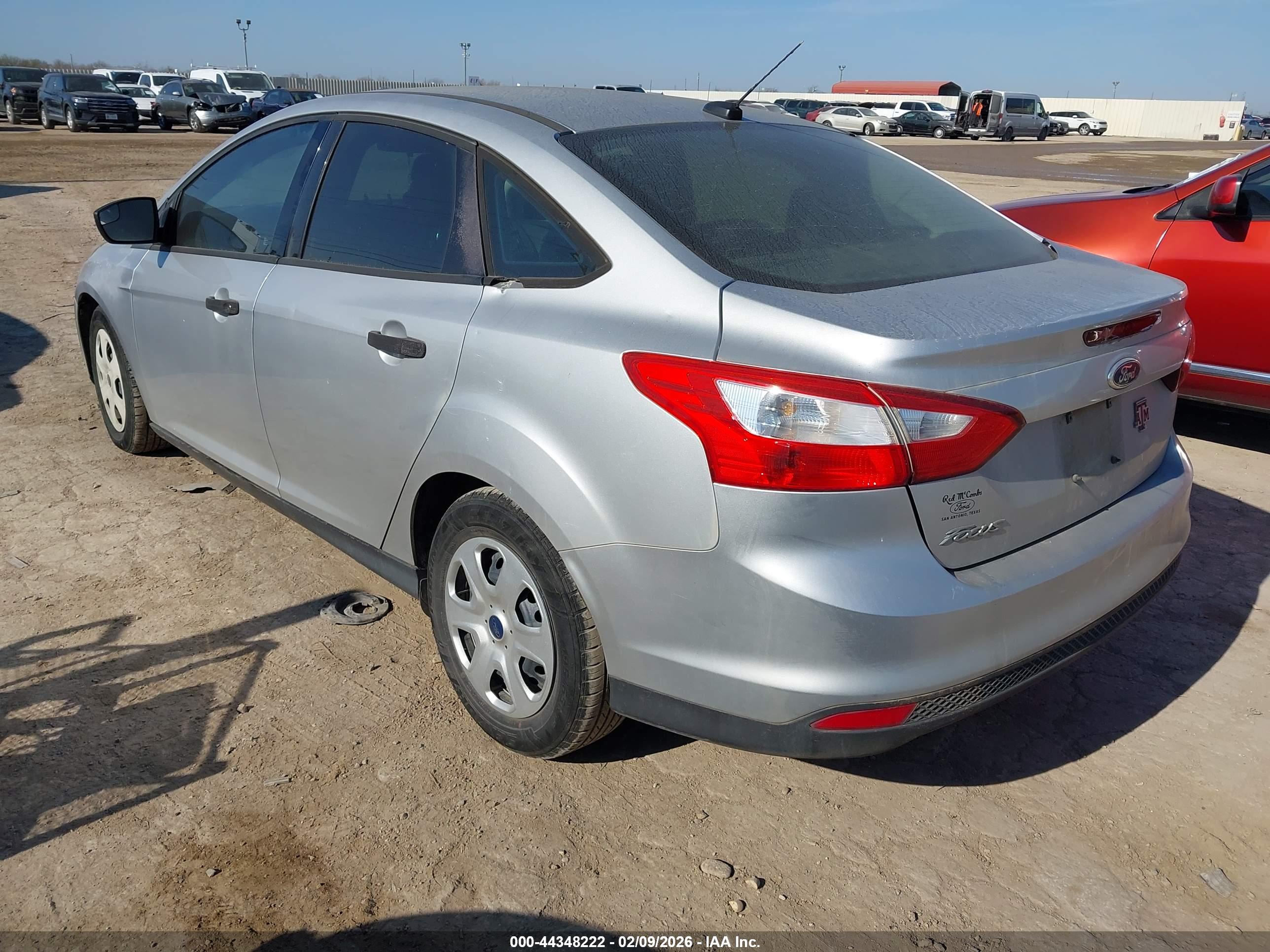 FORD FOCUS image 3