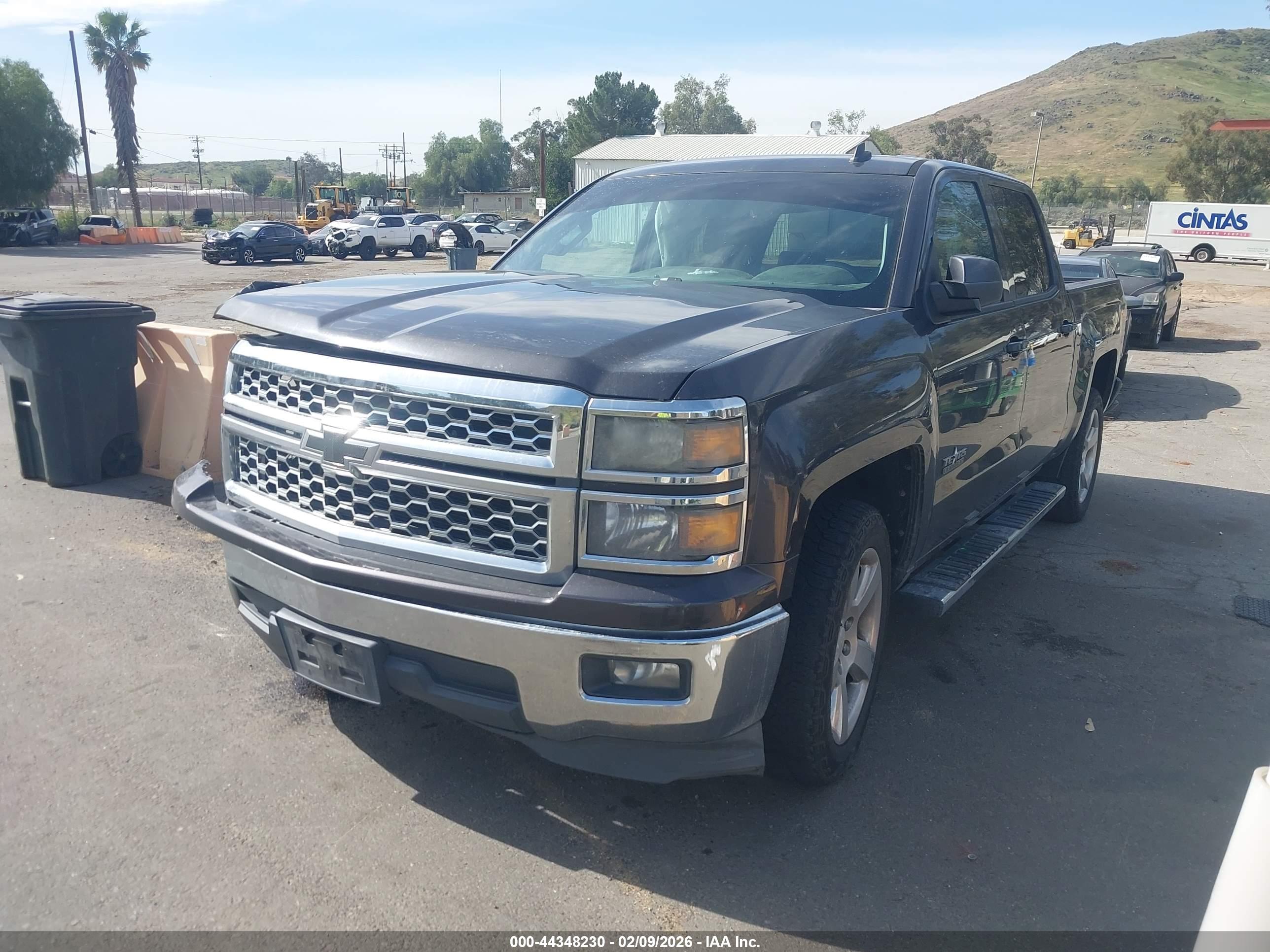 CHEVROLET SILVERADO image 2