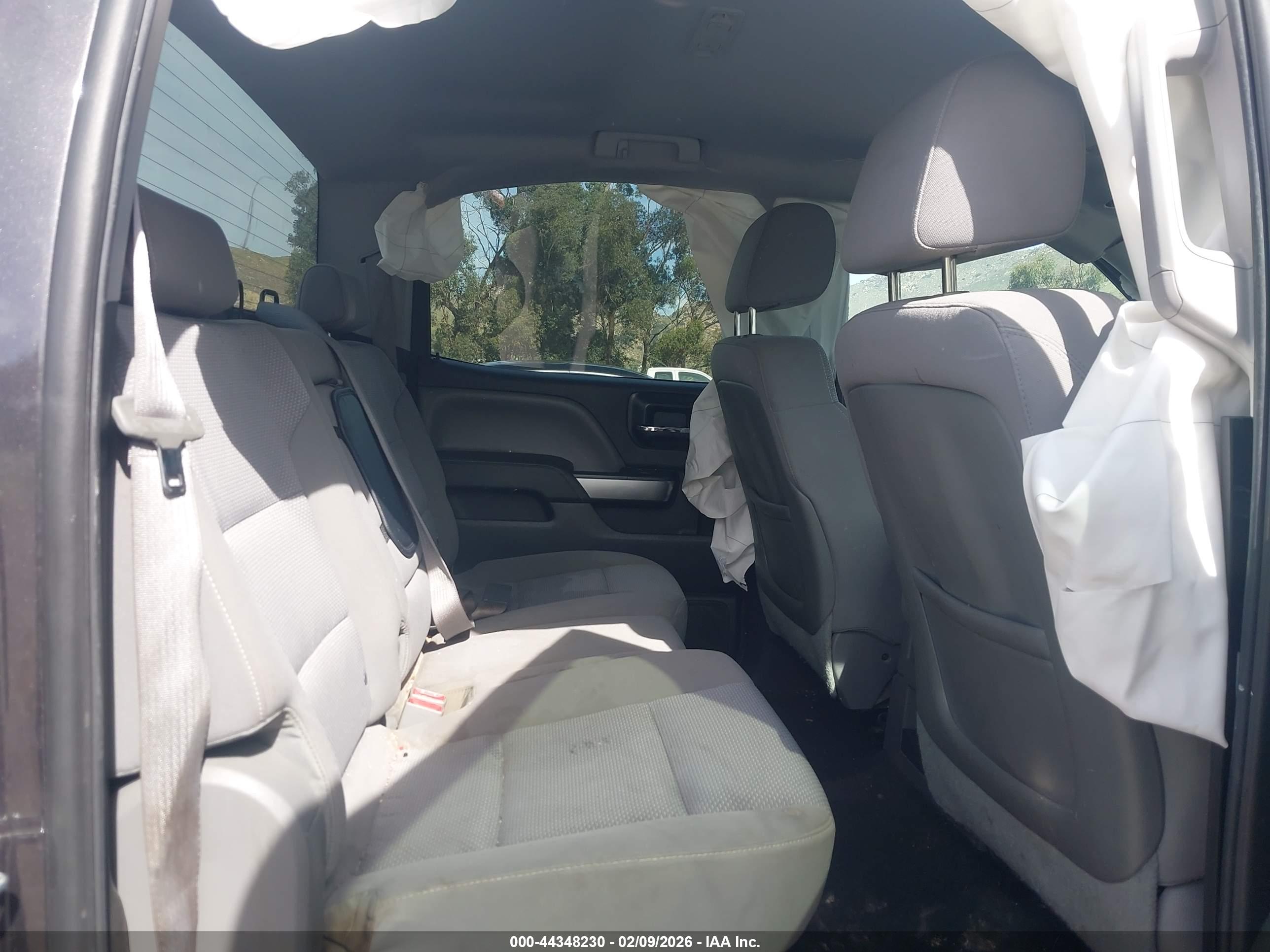 CHEVROLET SILVERADO image 8