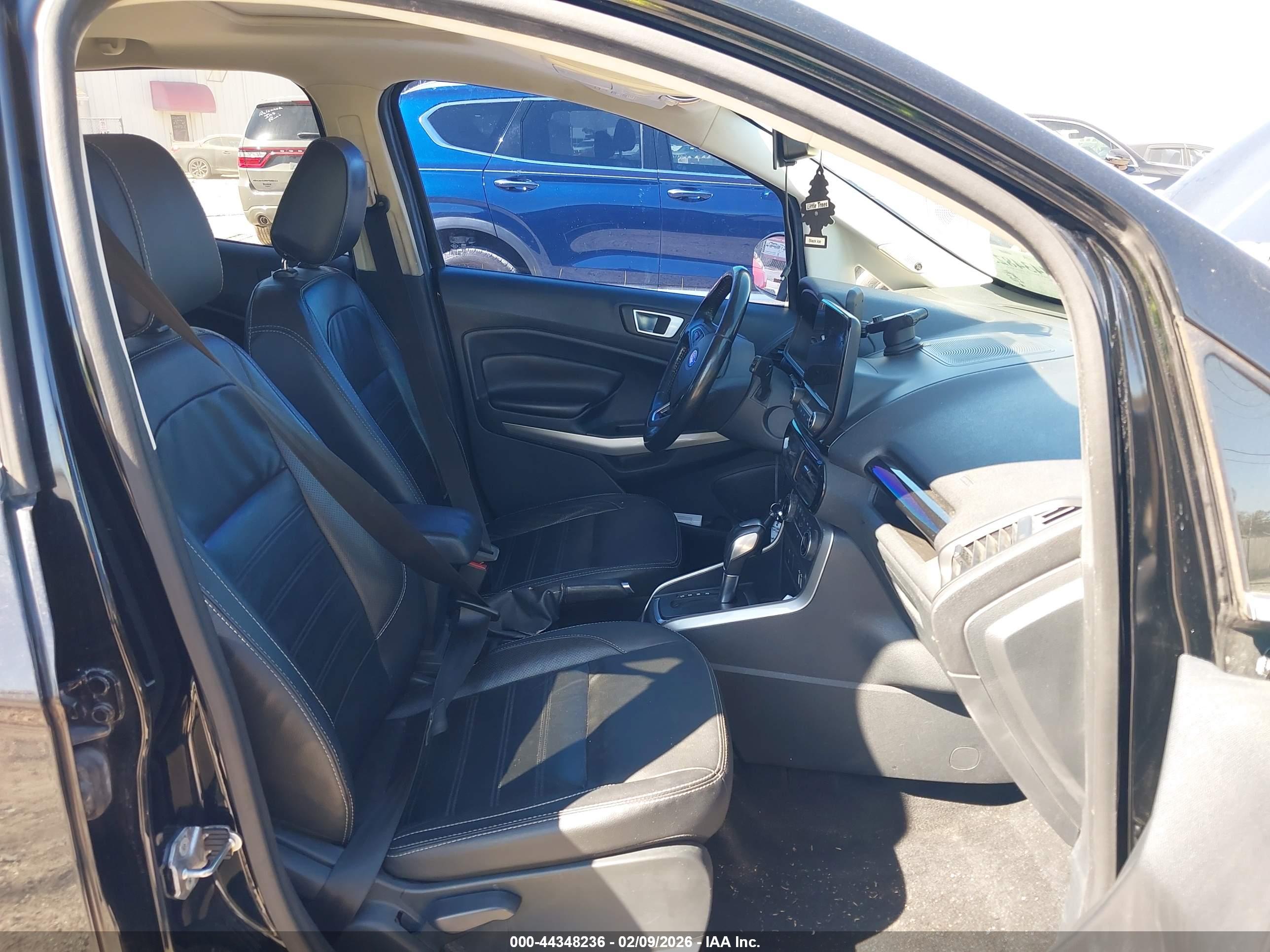 FORD ECOSPORT image 5