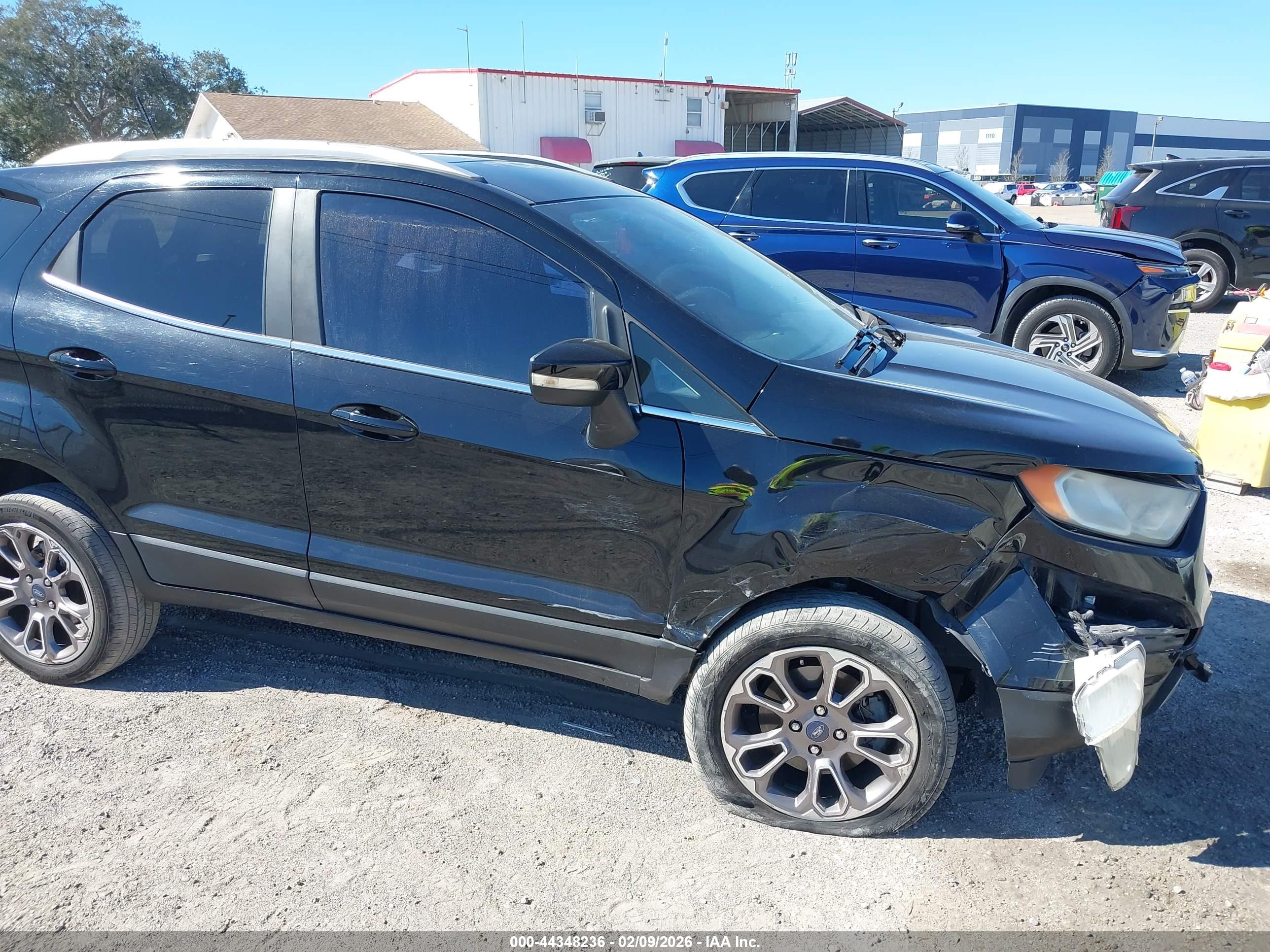 FORD ECOSPORT image 6