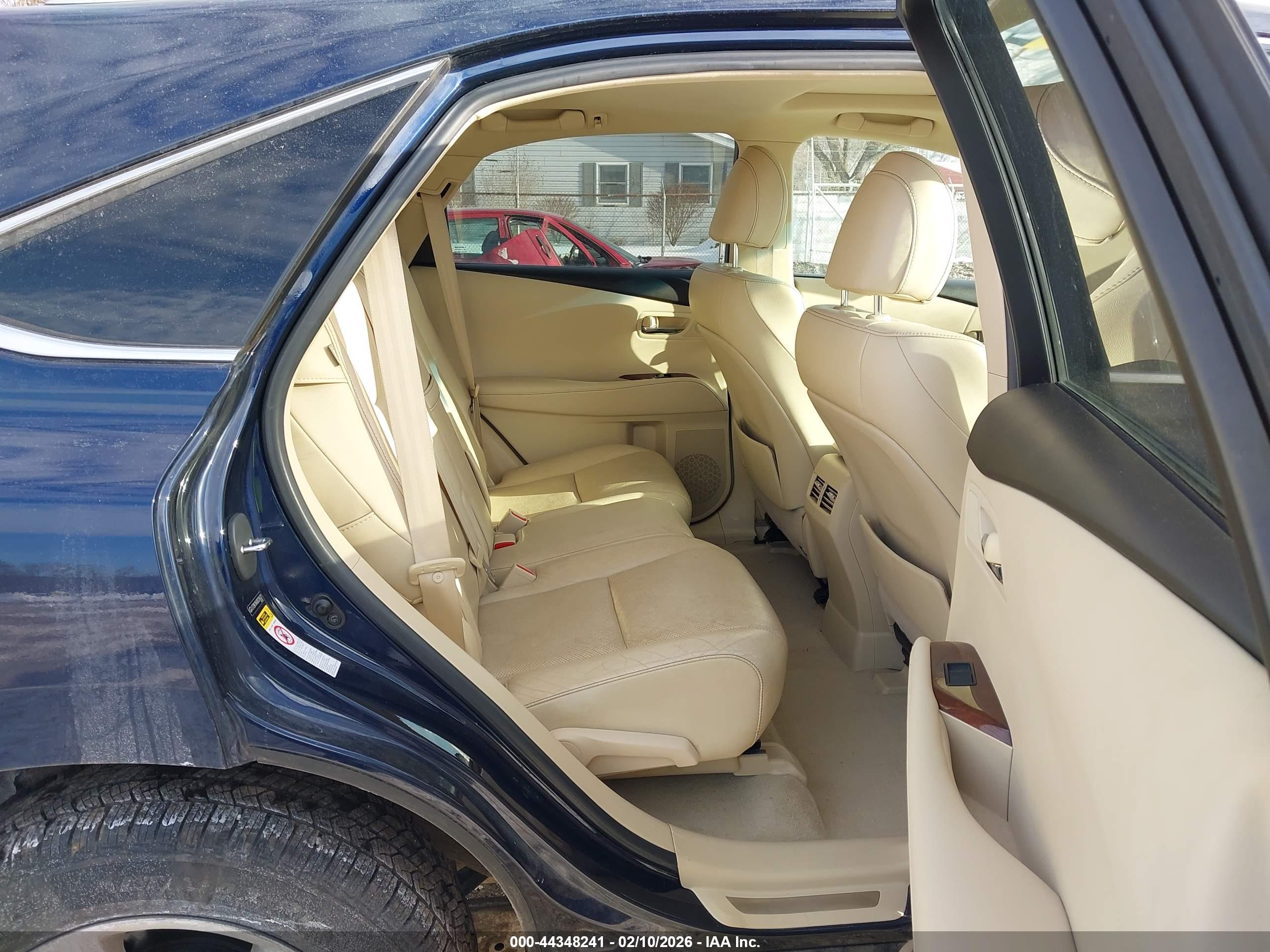 LEXUS RX image 8