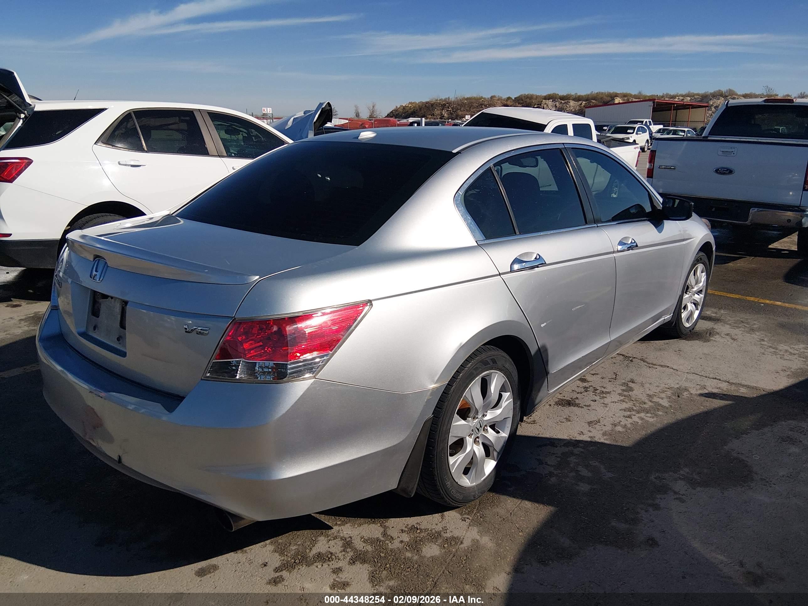 HONDA ACCORD image 4