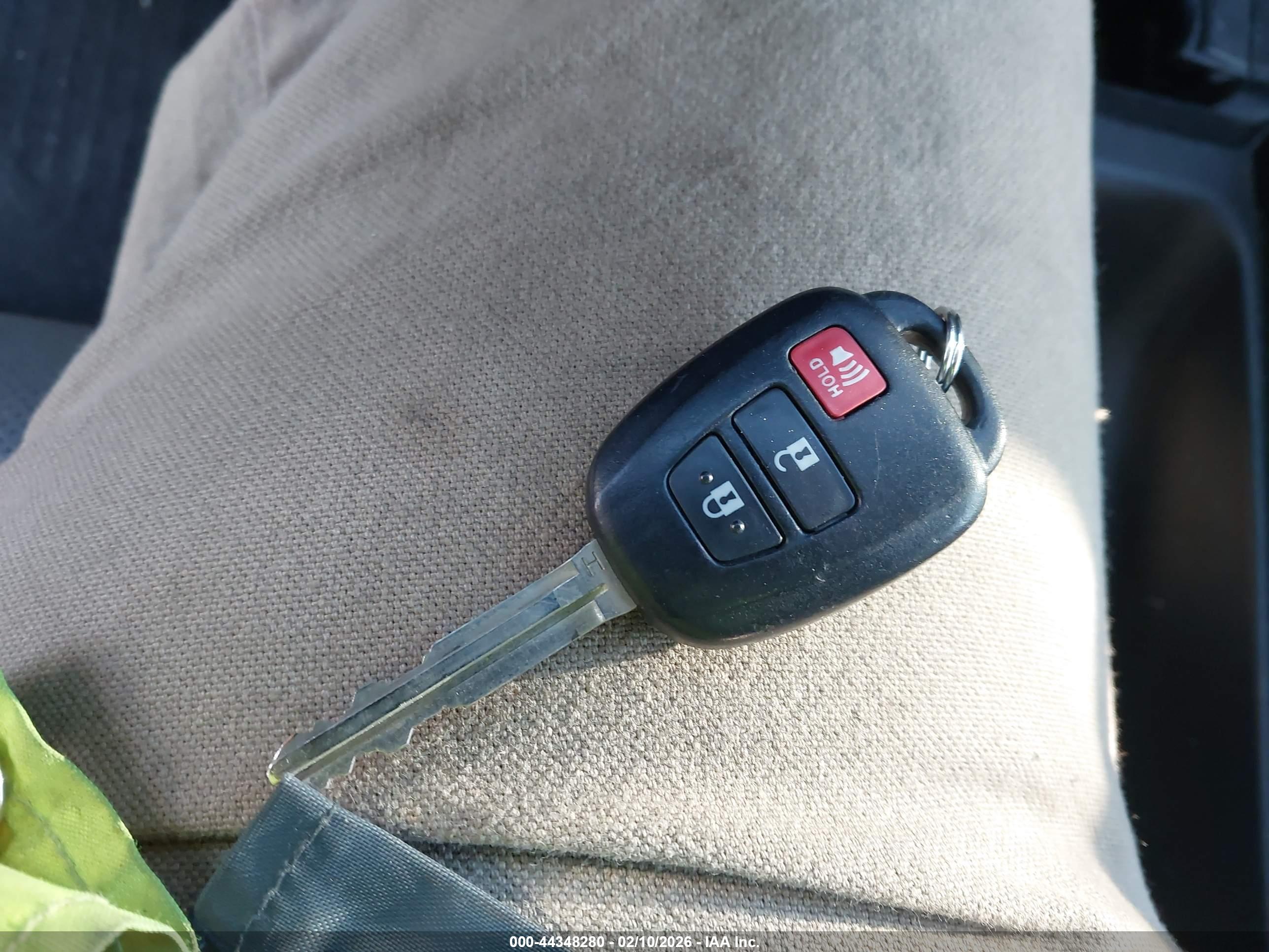 TOYOTA TACOMA image 11
