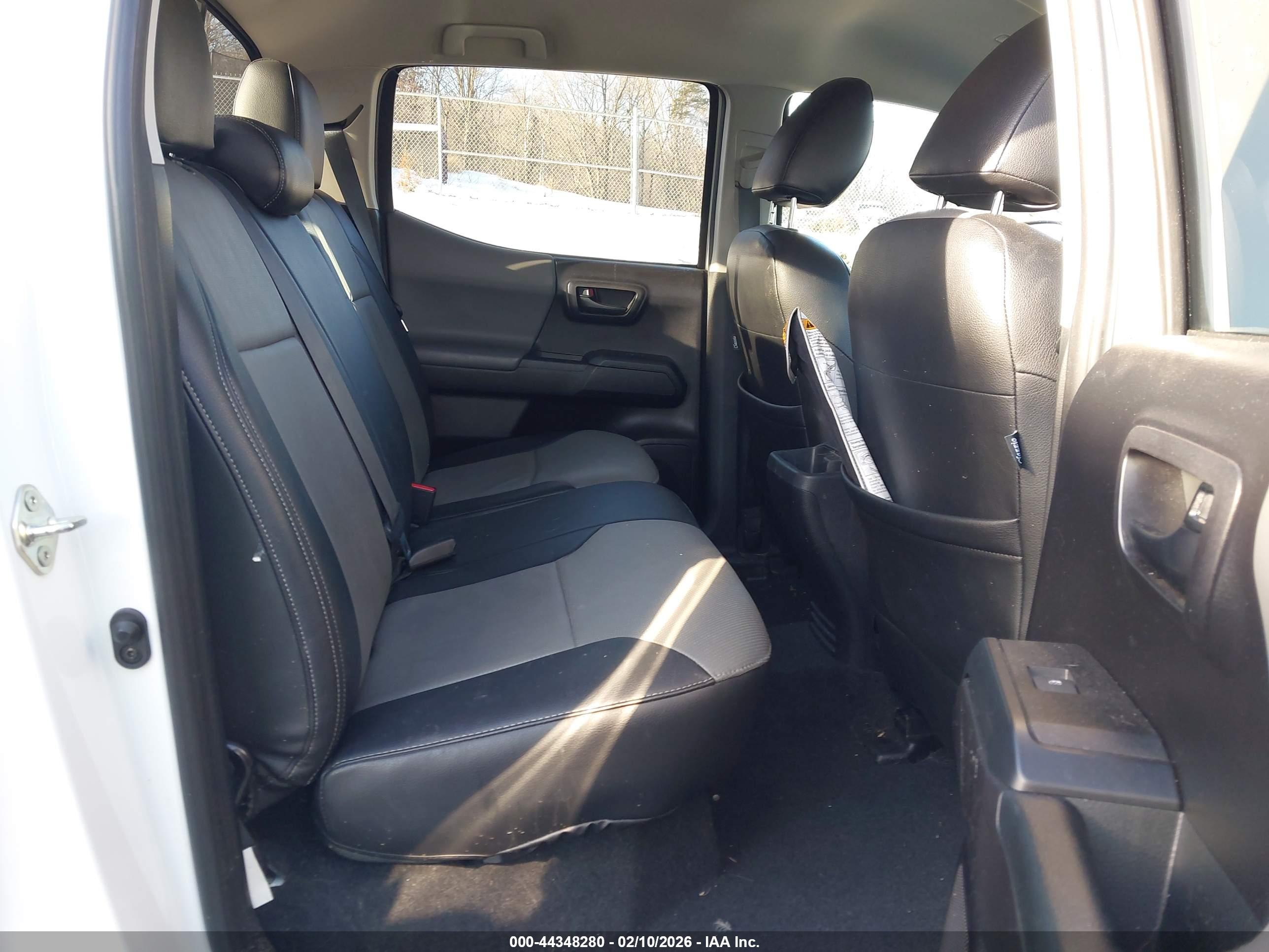 TOYOTA TACOMA image 8
