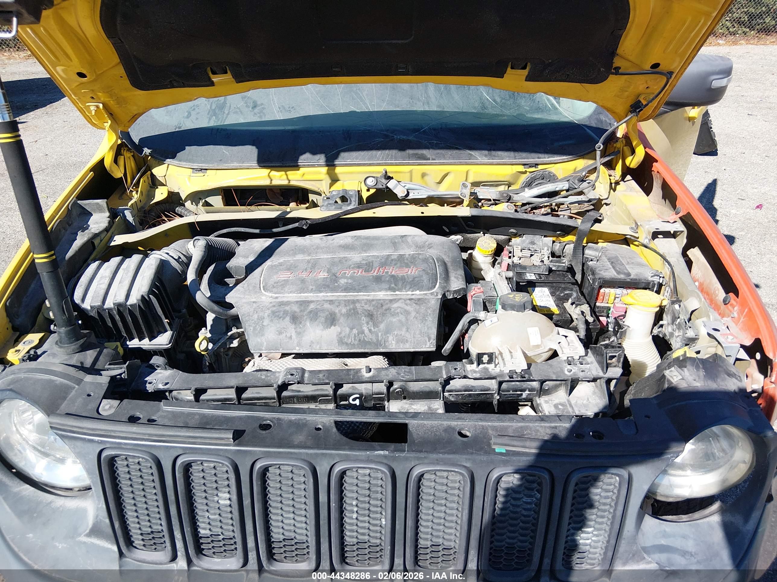 JEEP RENEGADE image 10