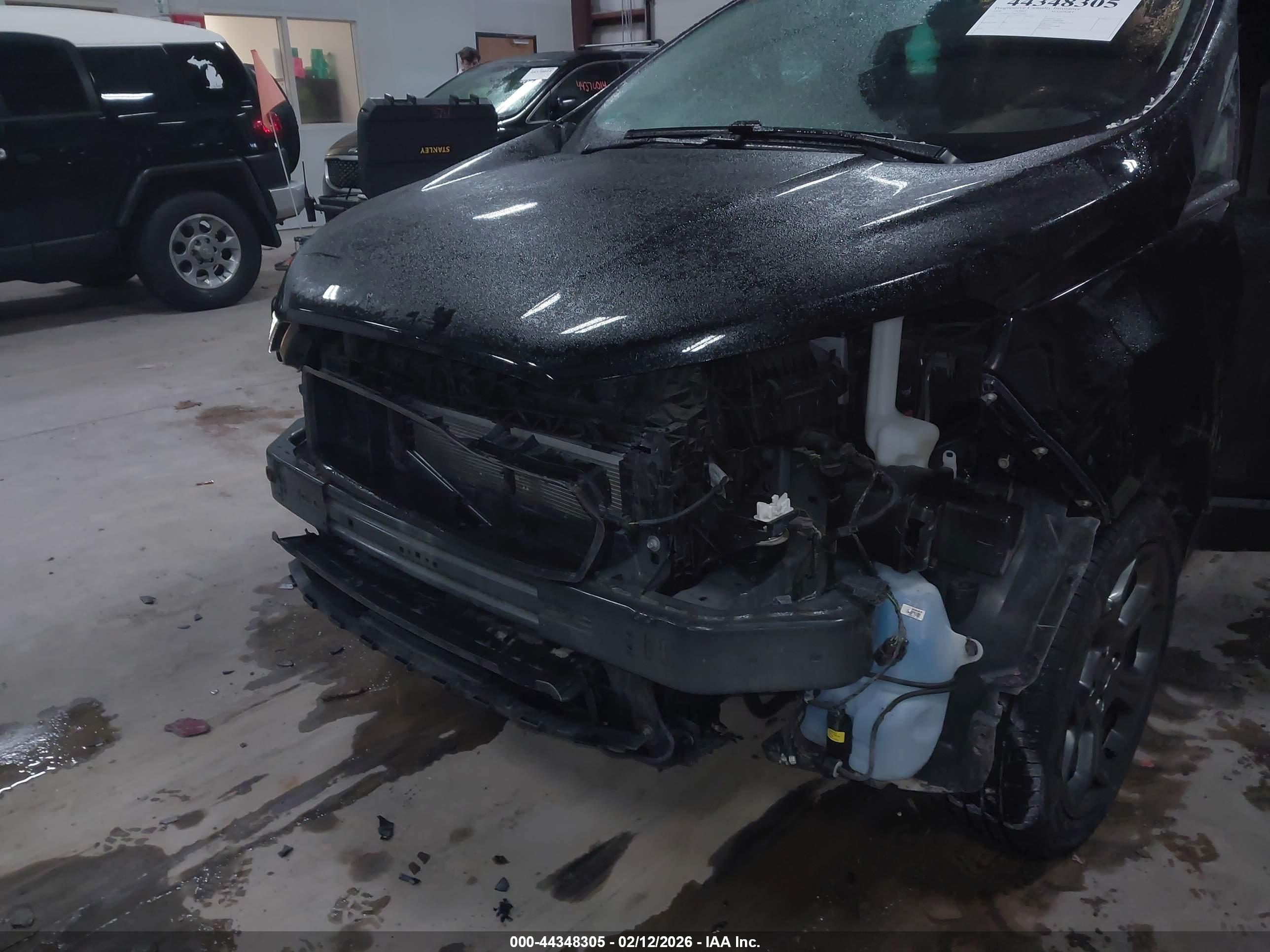 FORD ECOSPORT image 6