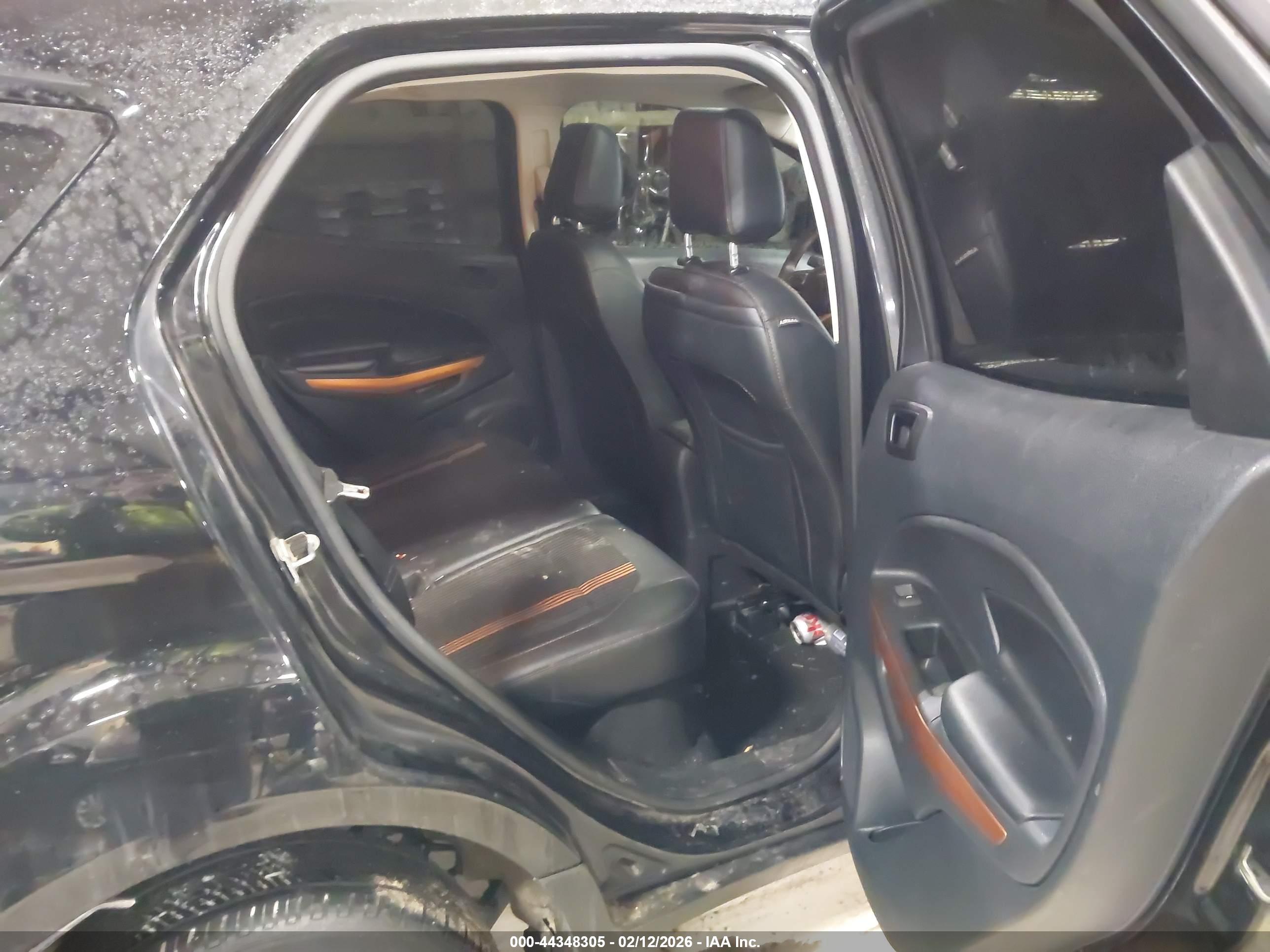 FORD ECOSPORT image 8