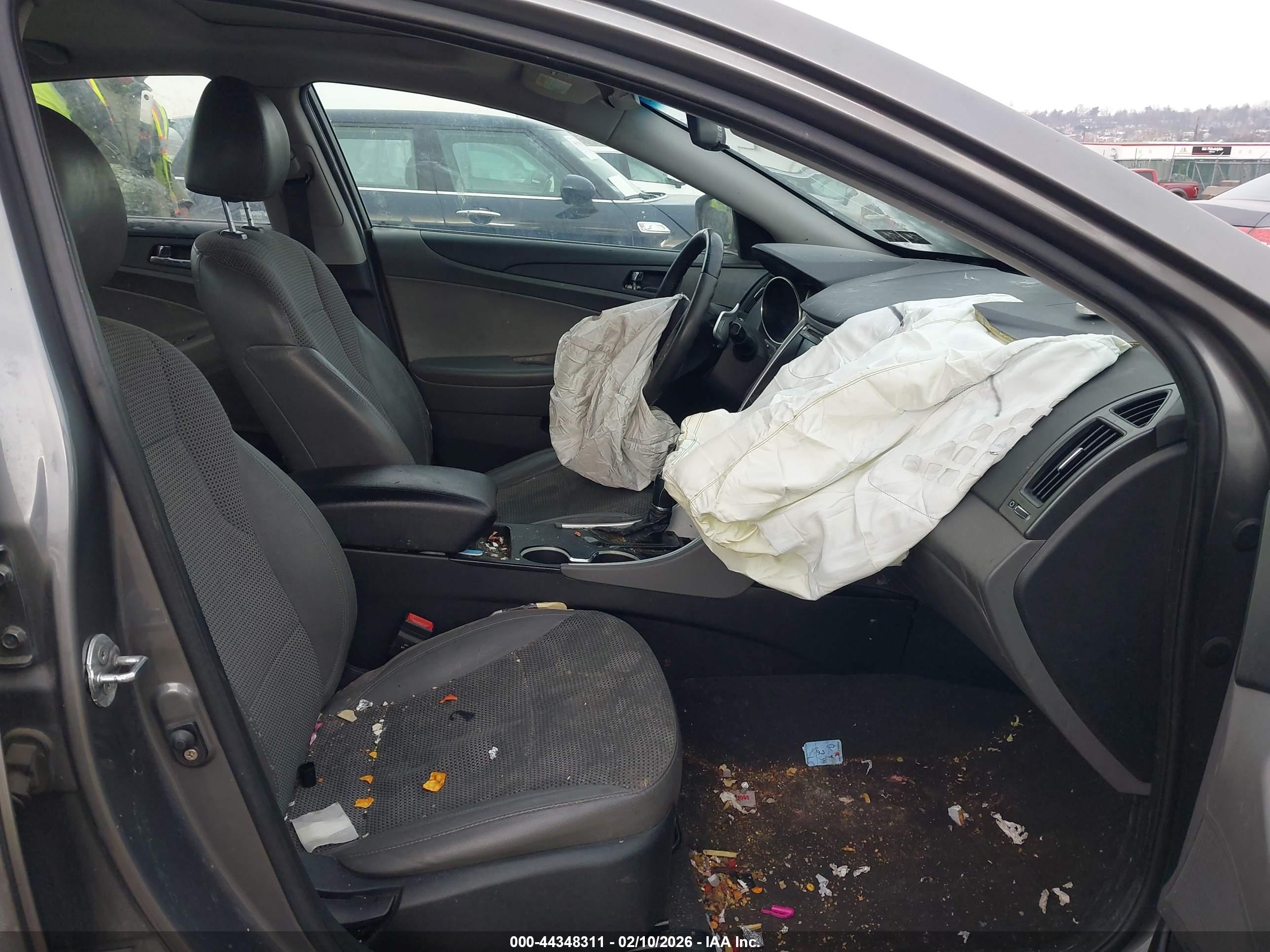 HYUNDAI SONATA image 5