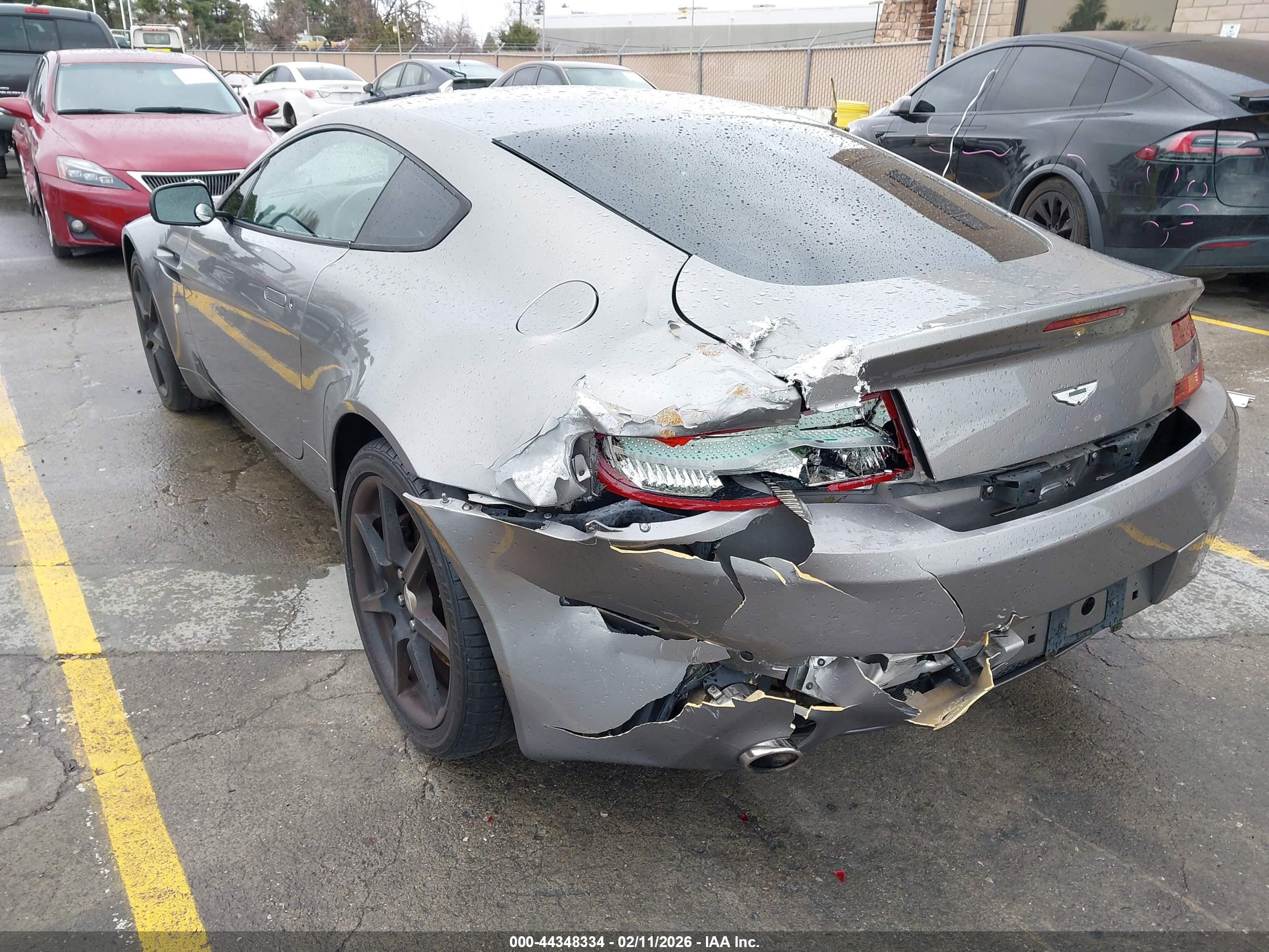 ASTON MARTIN image 6