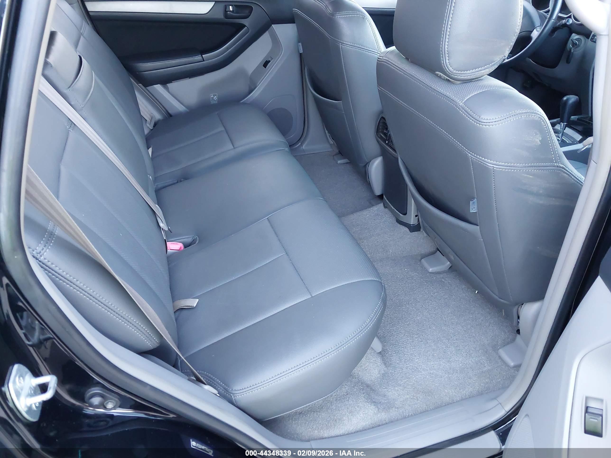 TOYOTA 4RUNNER image 8