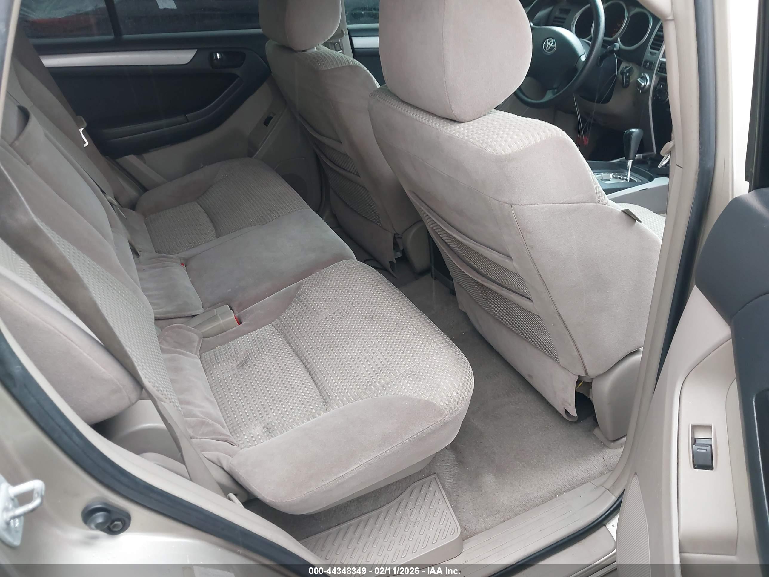 TOYOTA 4RUNNER image 8