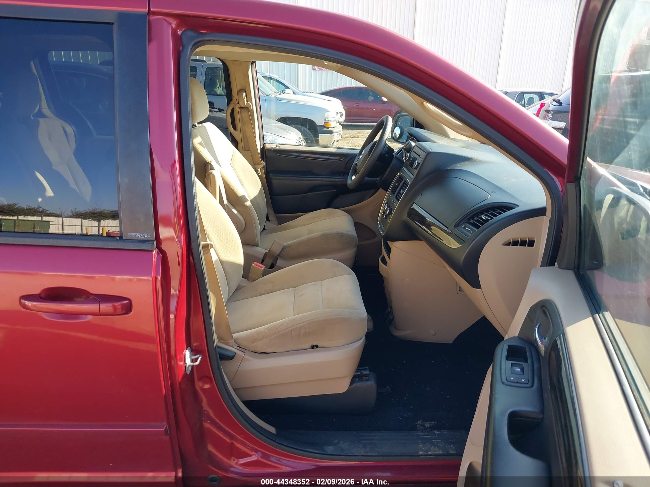 DODGE GRAND image 5
