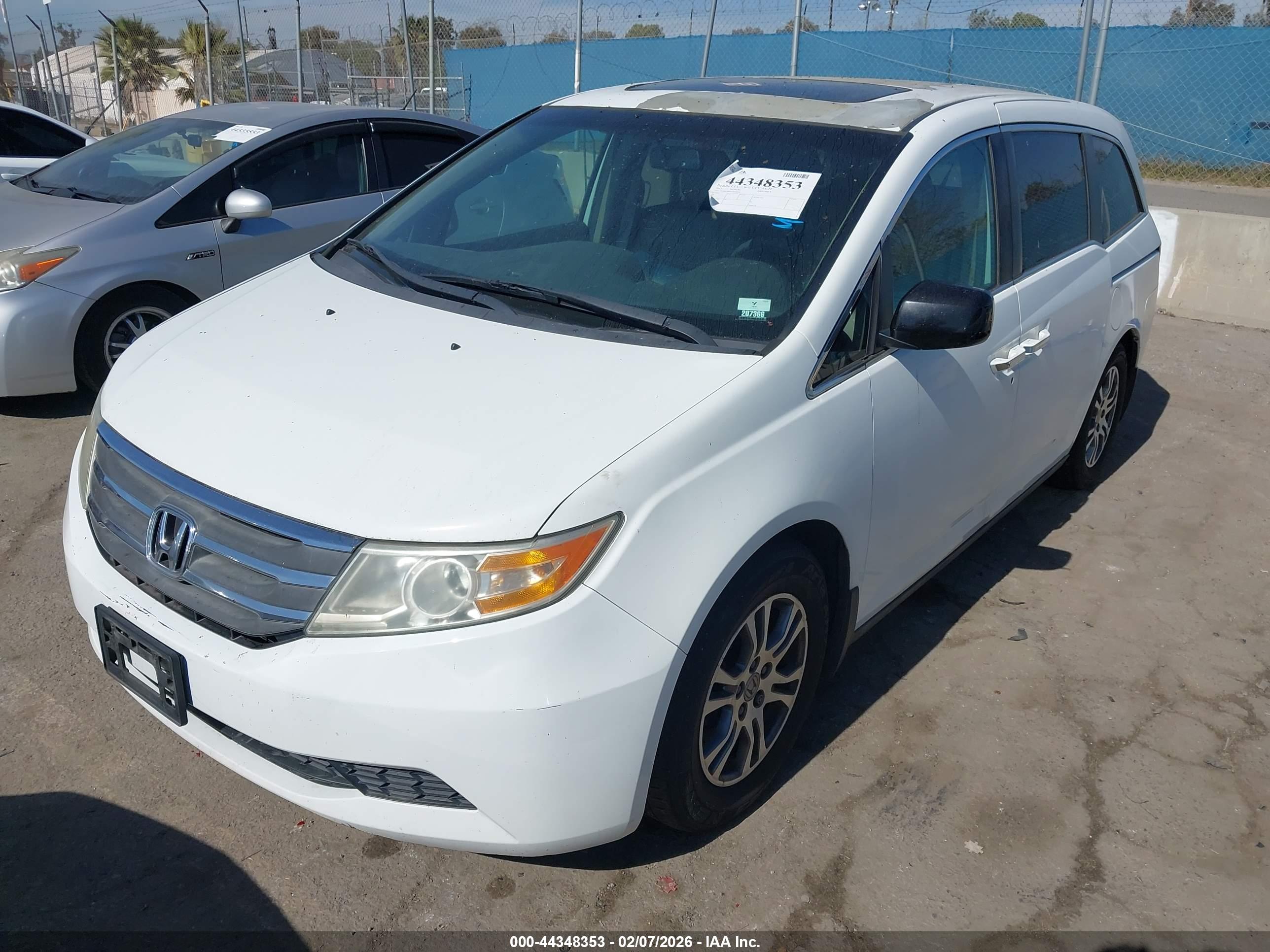 HONDA ODYSSEY image 2