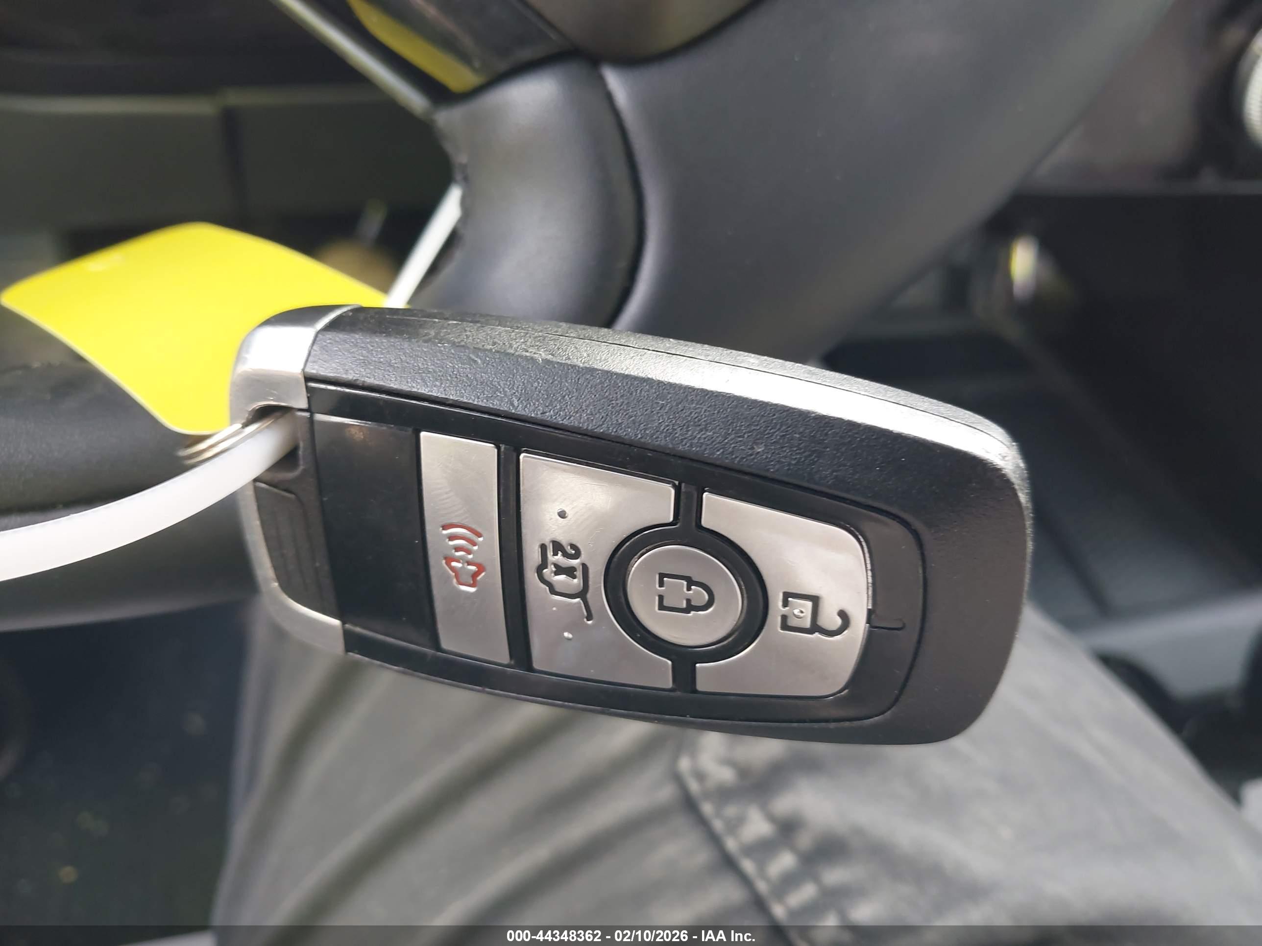 FORD MUSTANG image 11