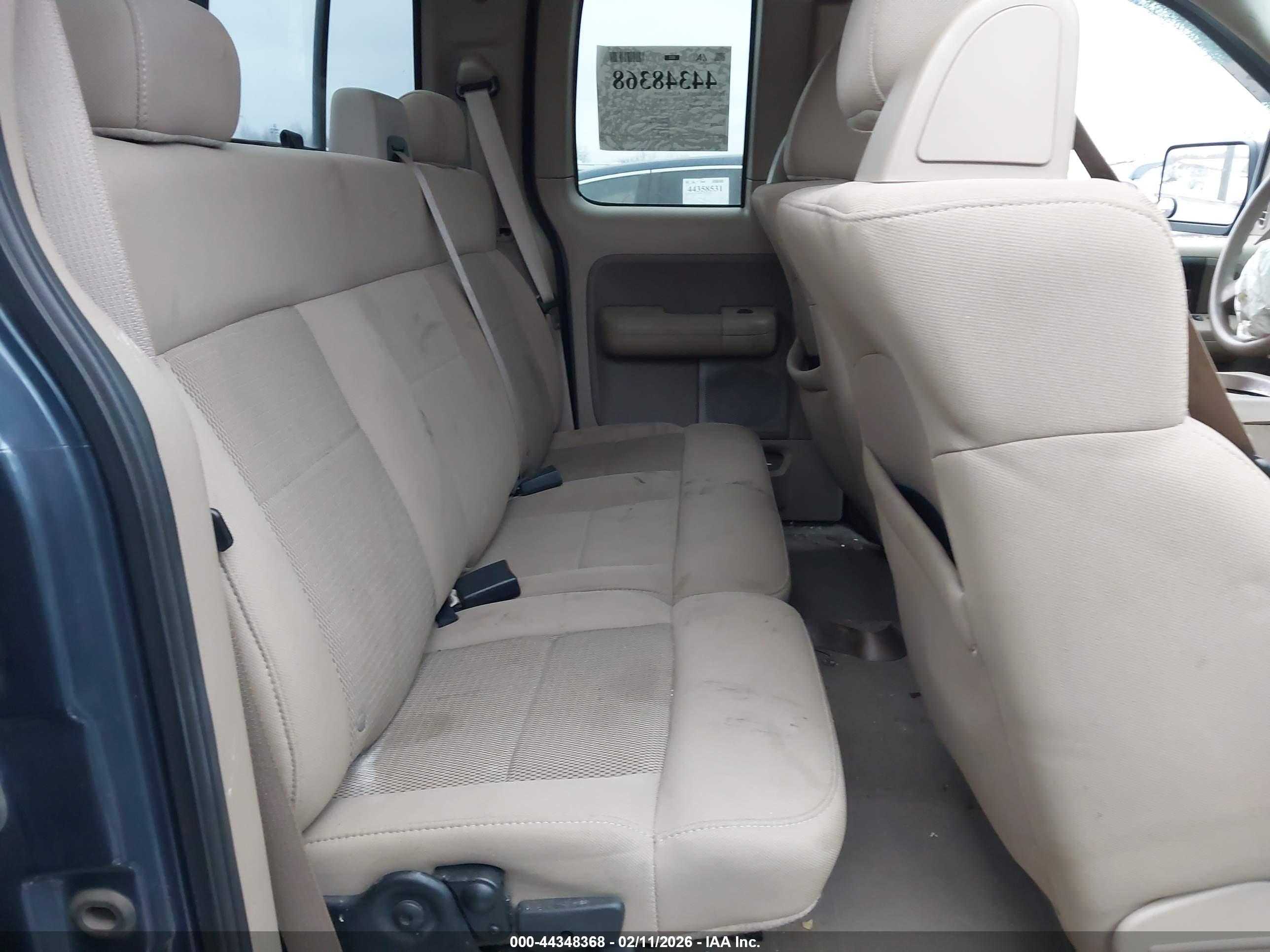 FORD F-150 image 8