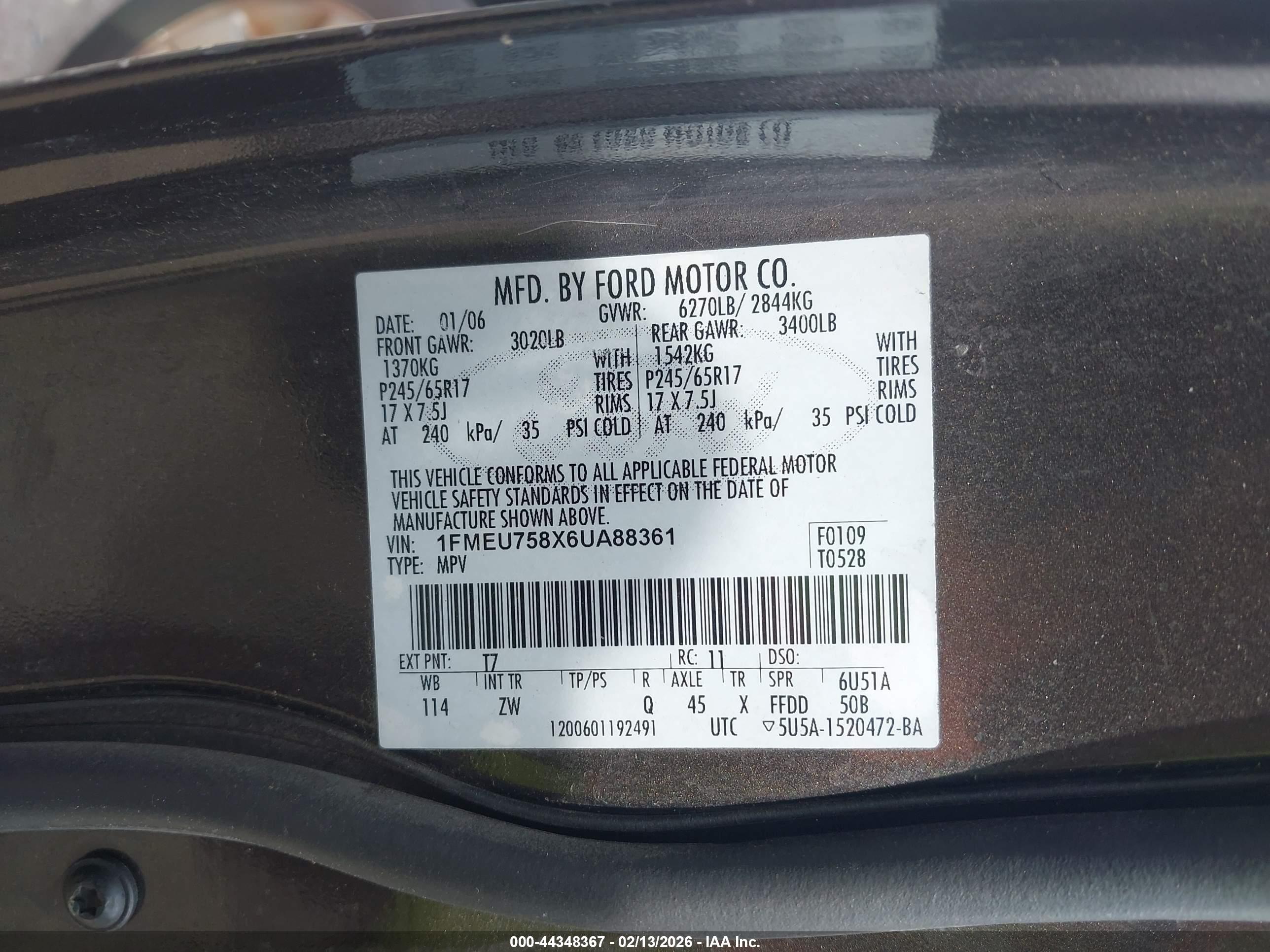 FORD EXPLORER image 9