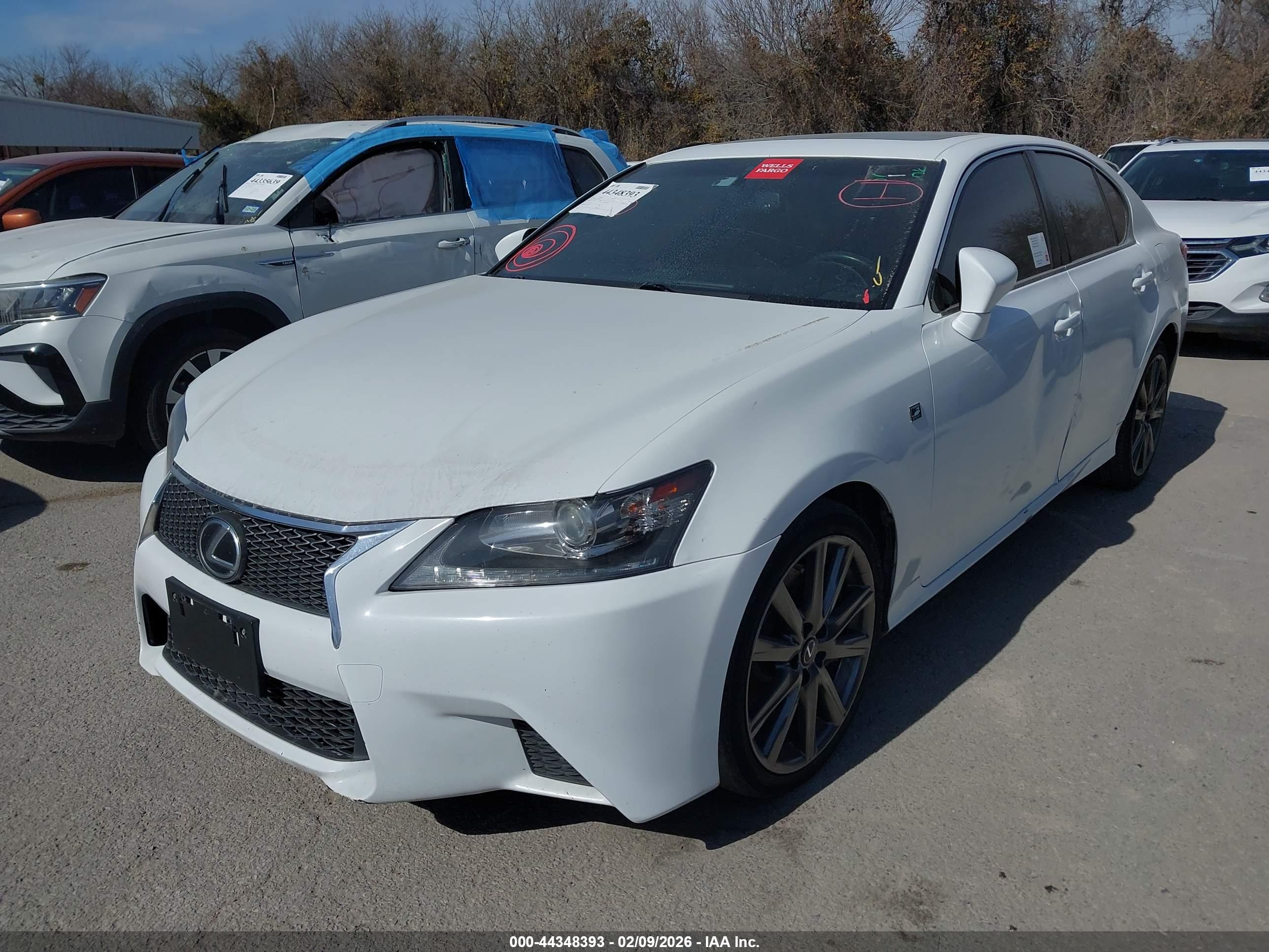 LEXUS GS image 2