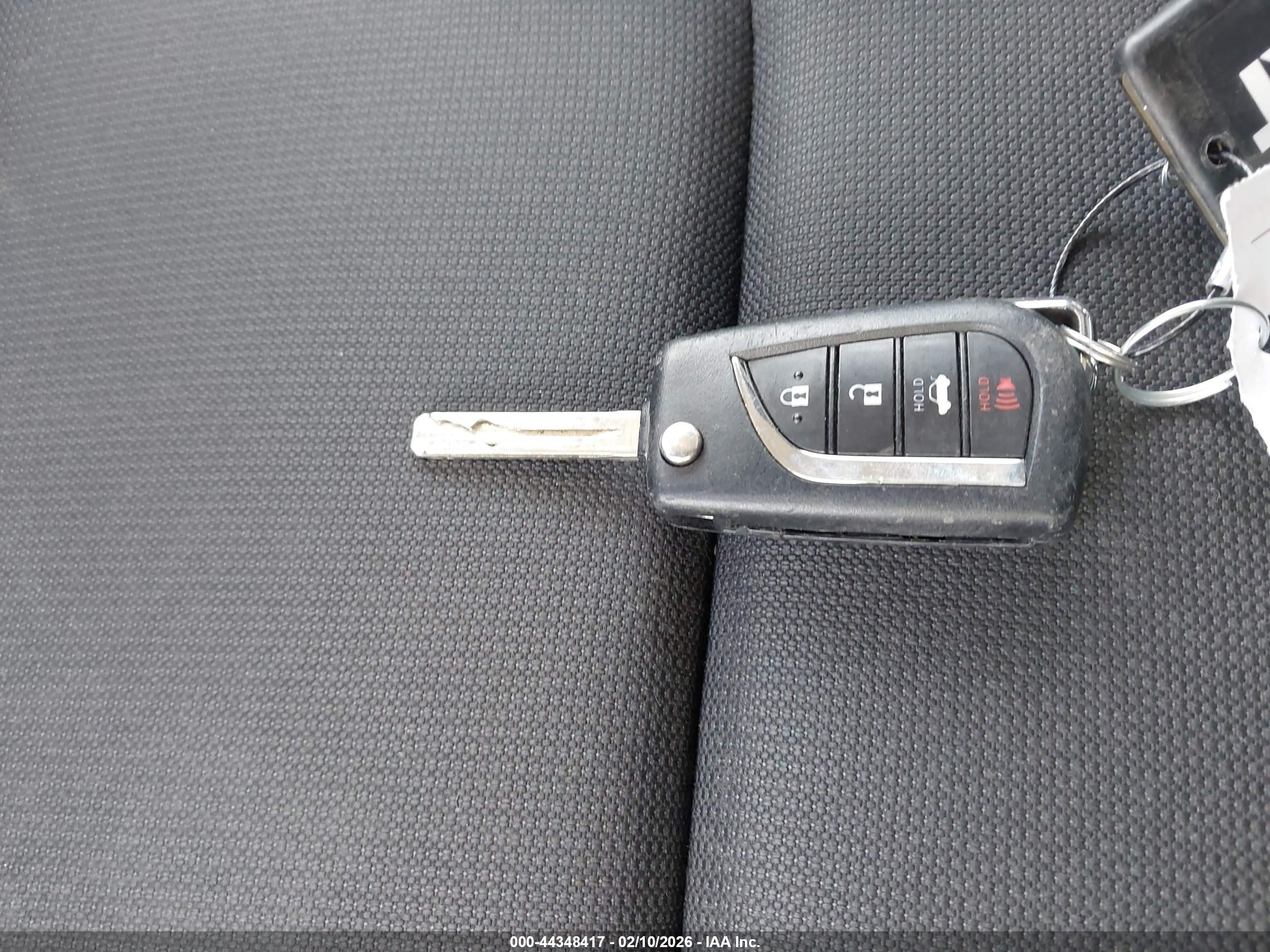 TOYOTA COROLLA image 11