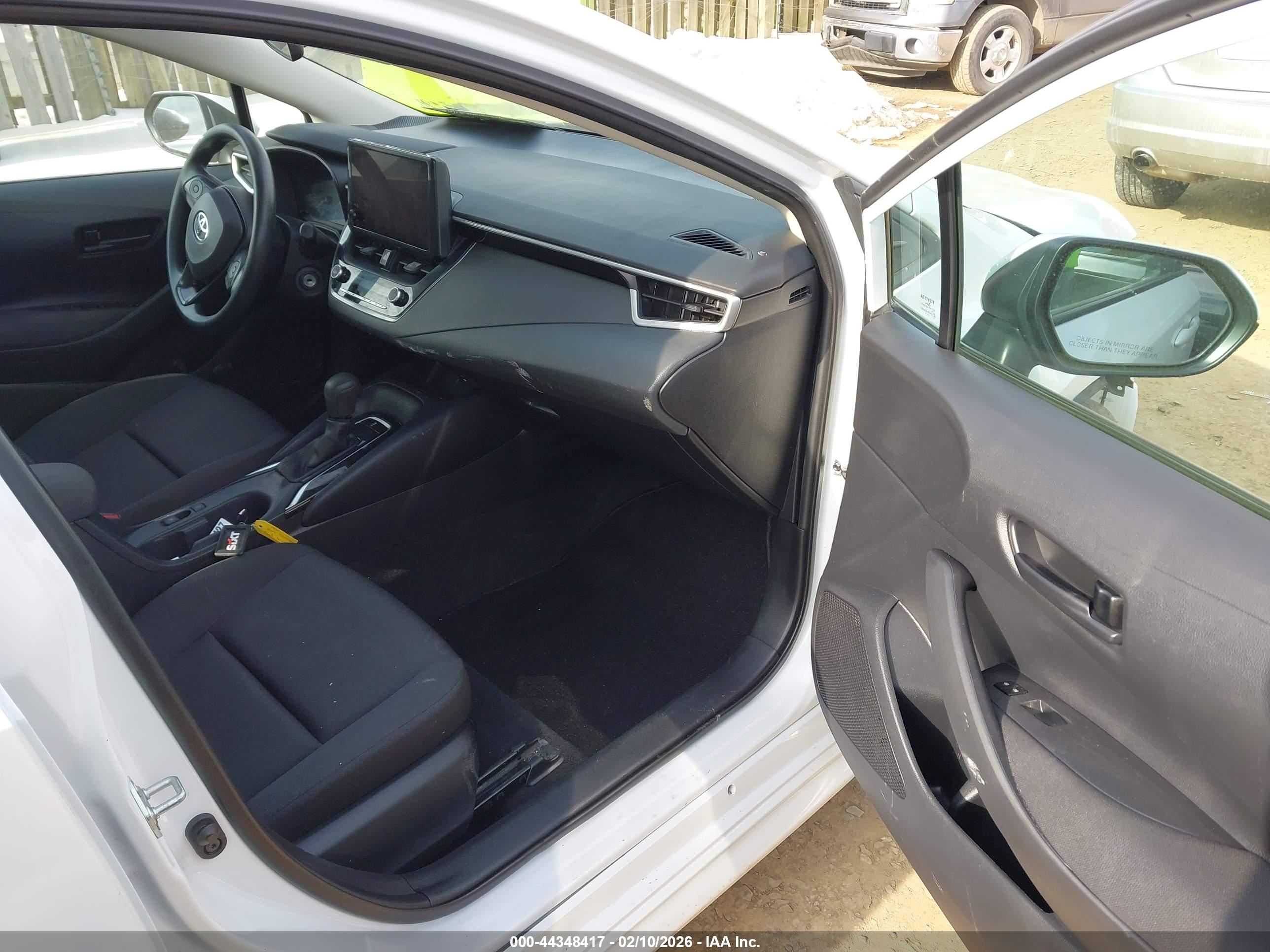 TOYOTA COROLLA image 5