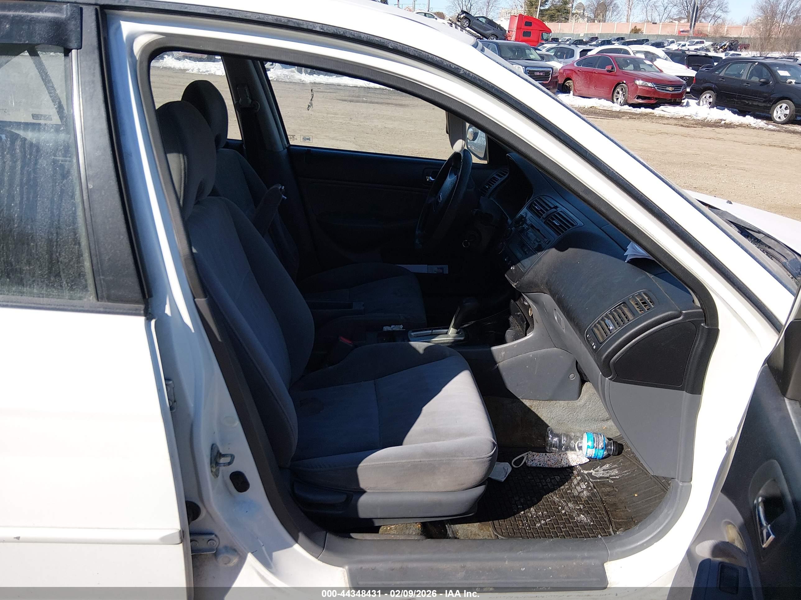 HONDA CIVIC image 5