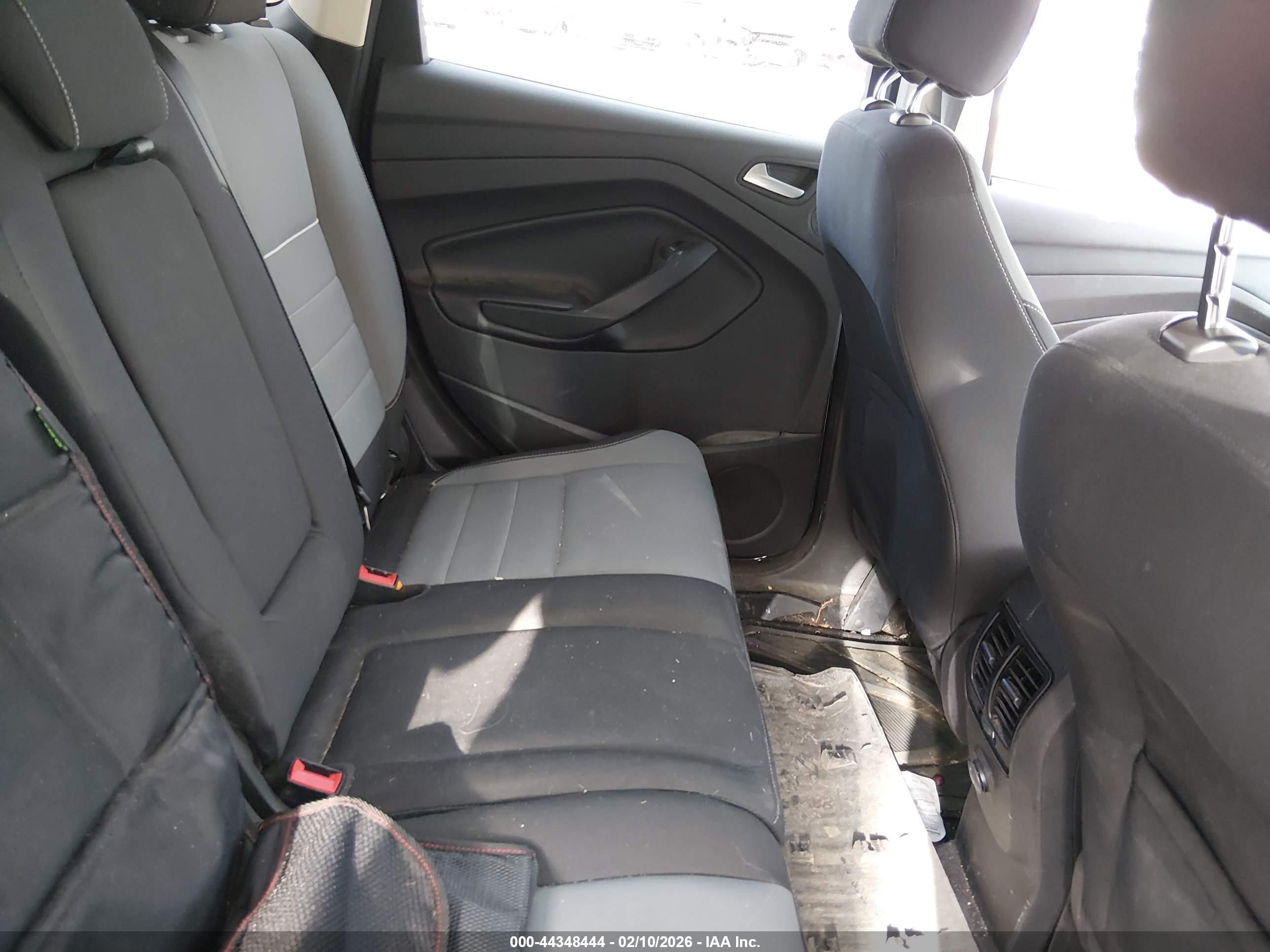 FORD ESCAPE image 8
