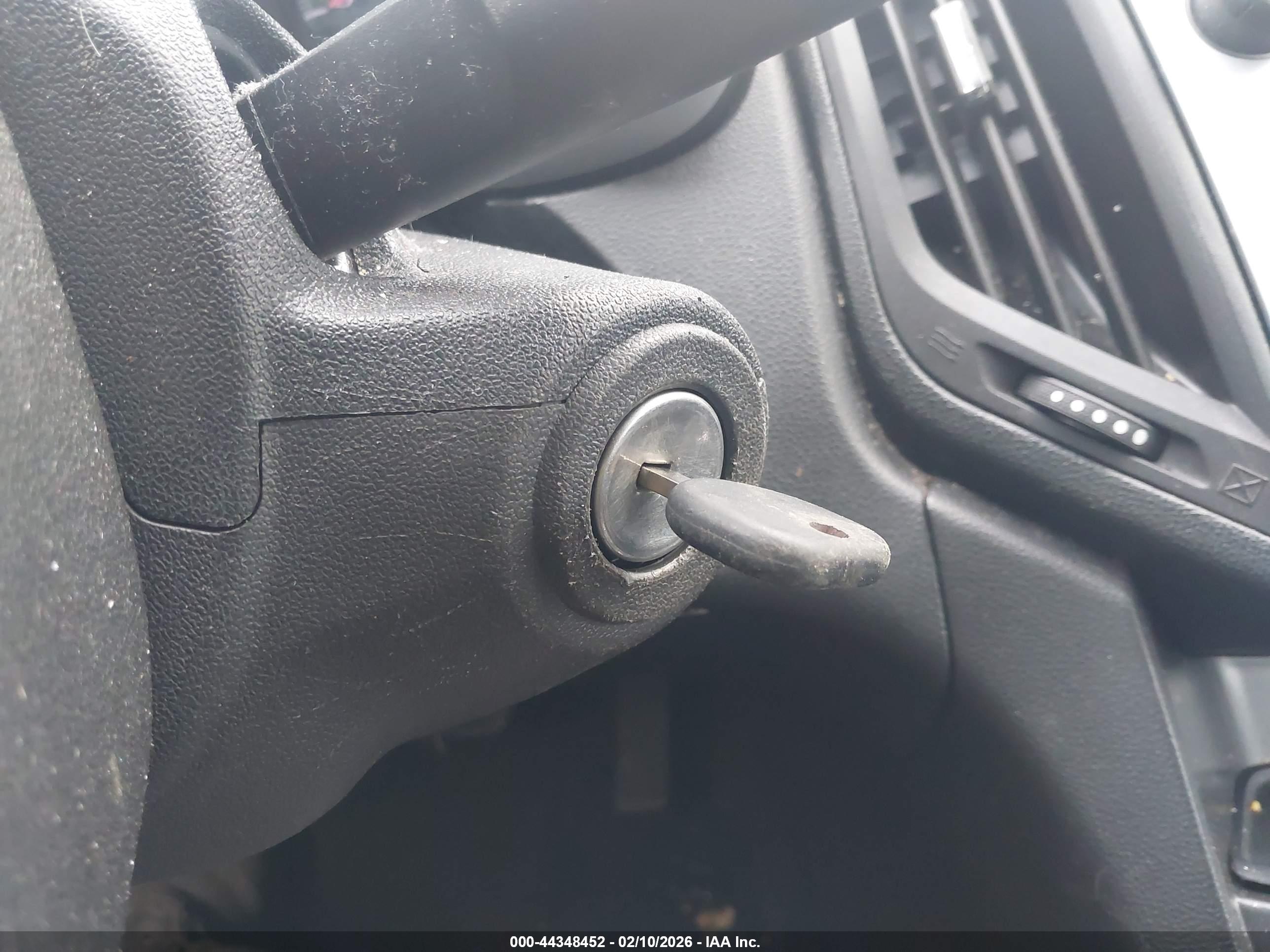 CHEVROLET EQUINOX image 11