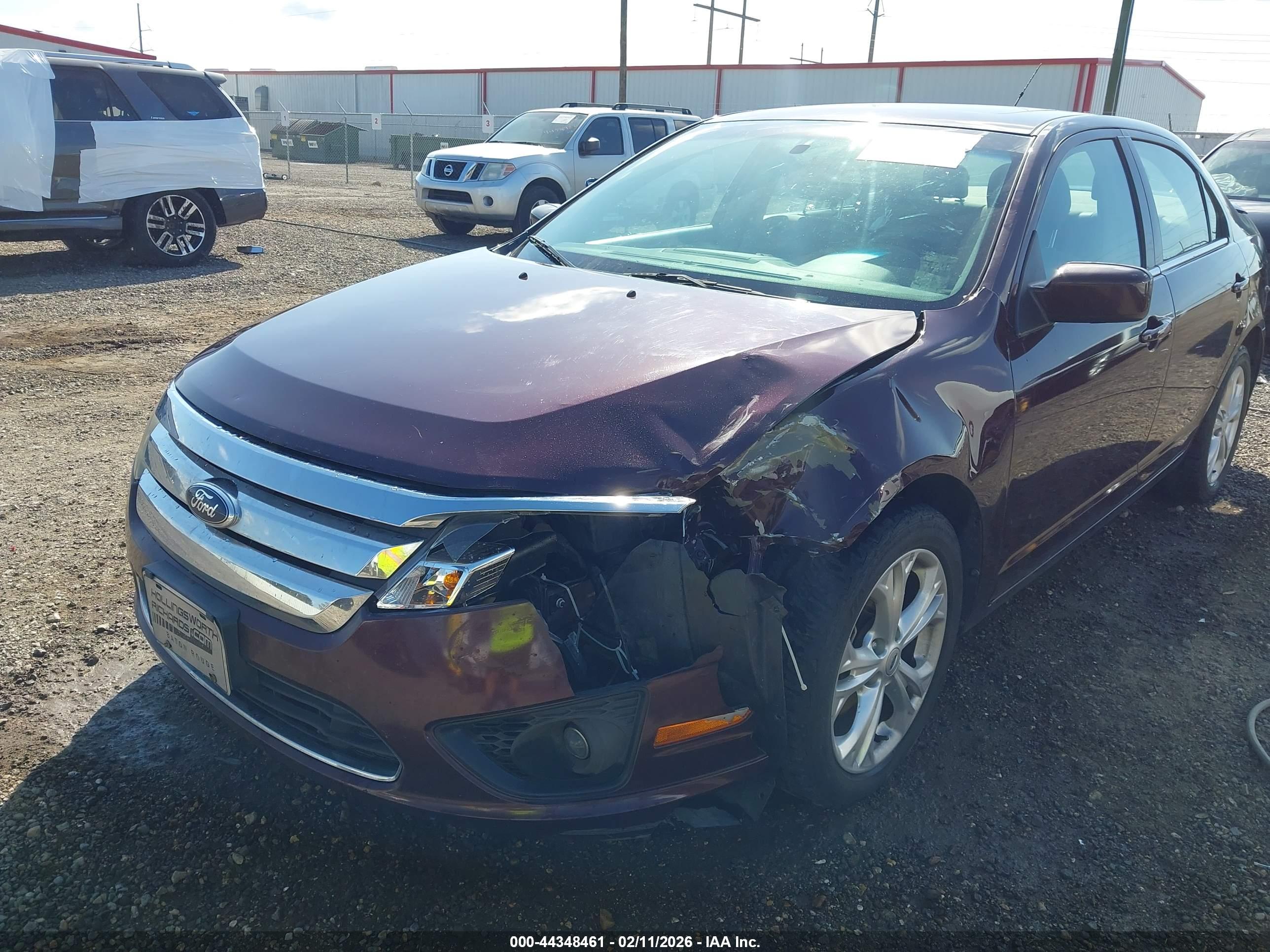 FORD FUSION image 6