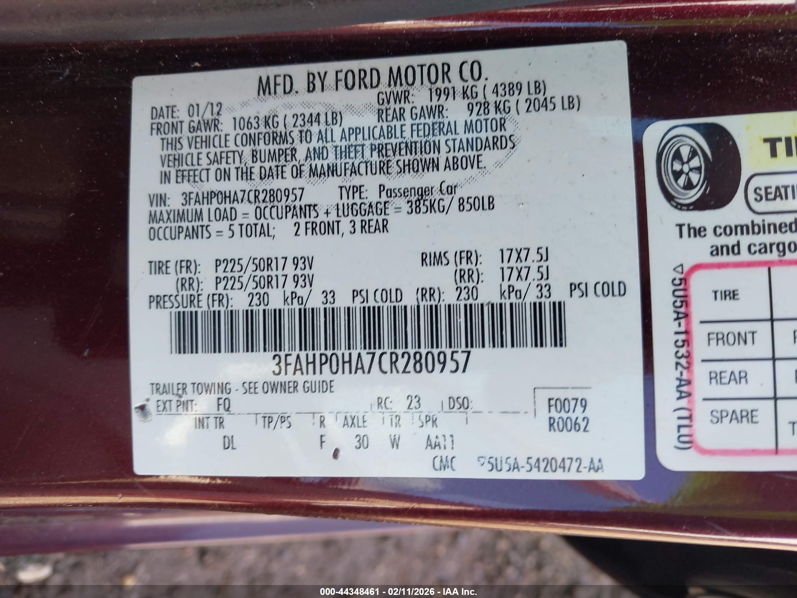FORD FUSION image 9