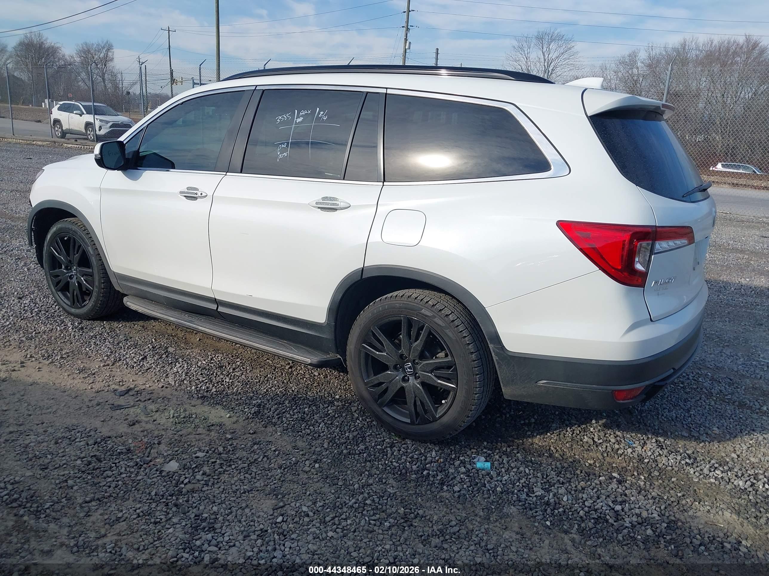 HONDA PILOT image 3