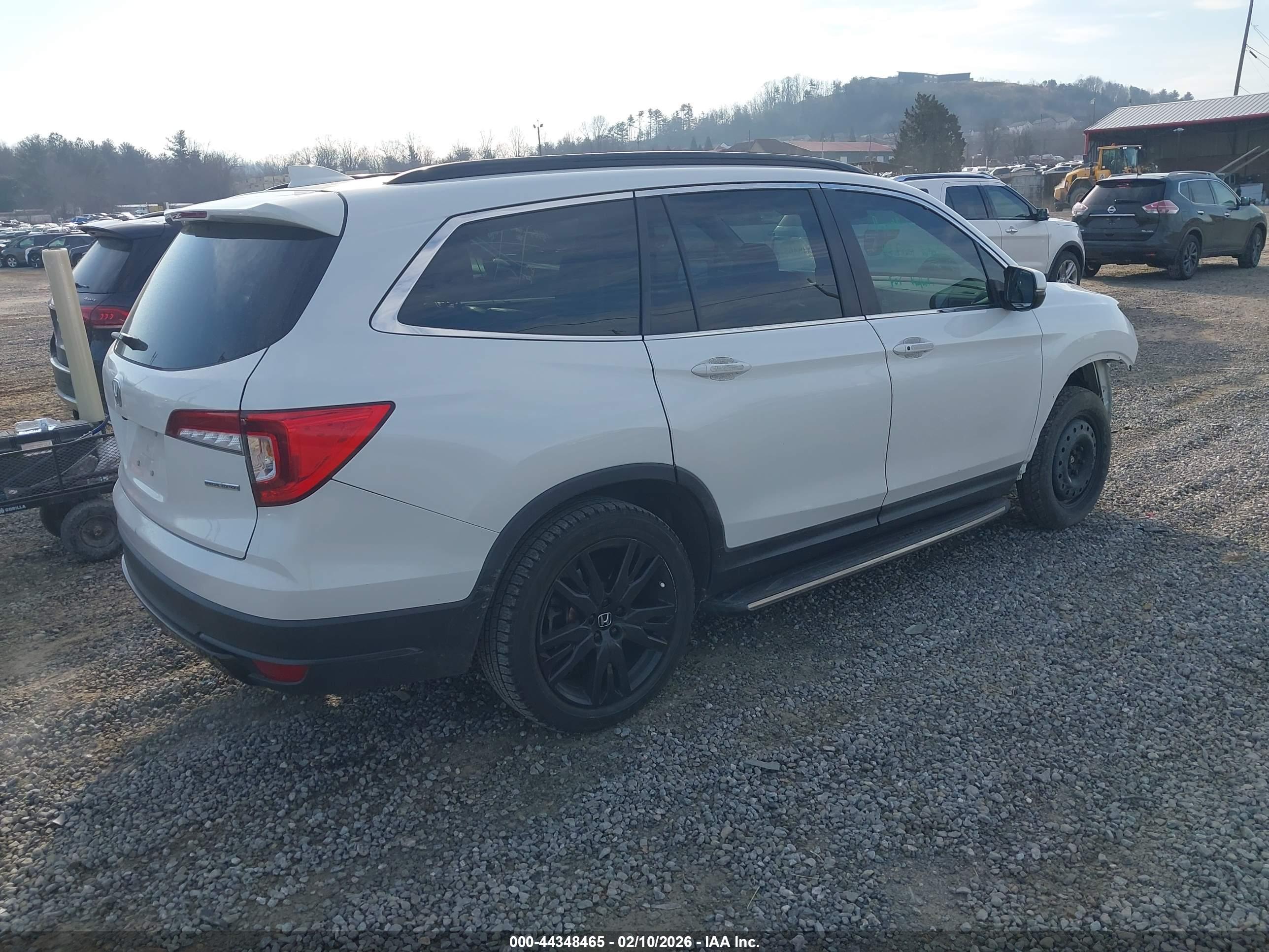 HONDA PILOT image 4