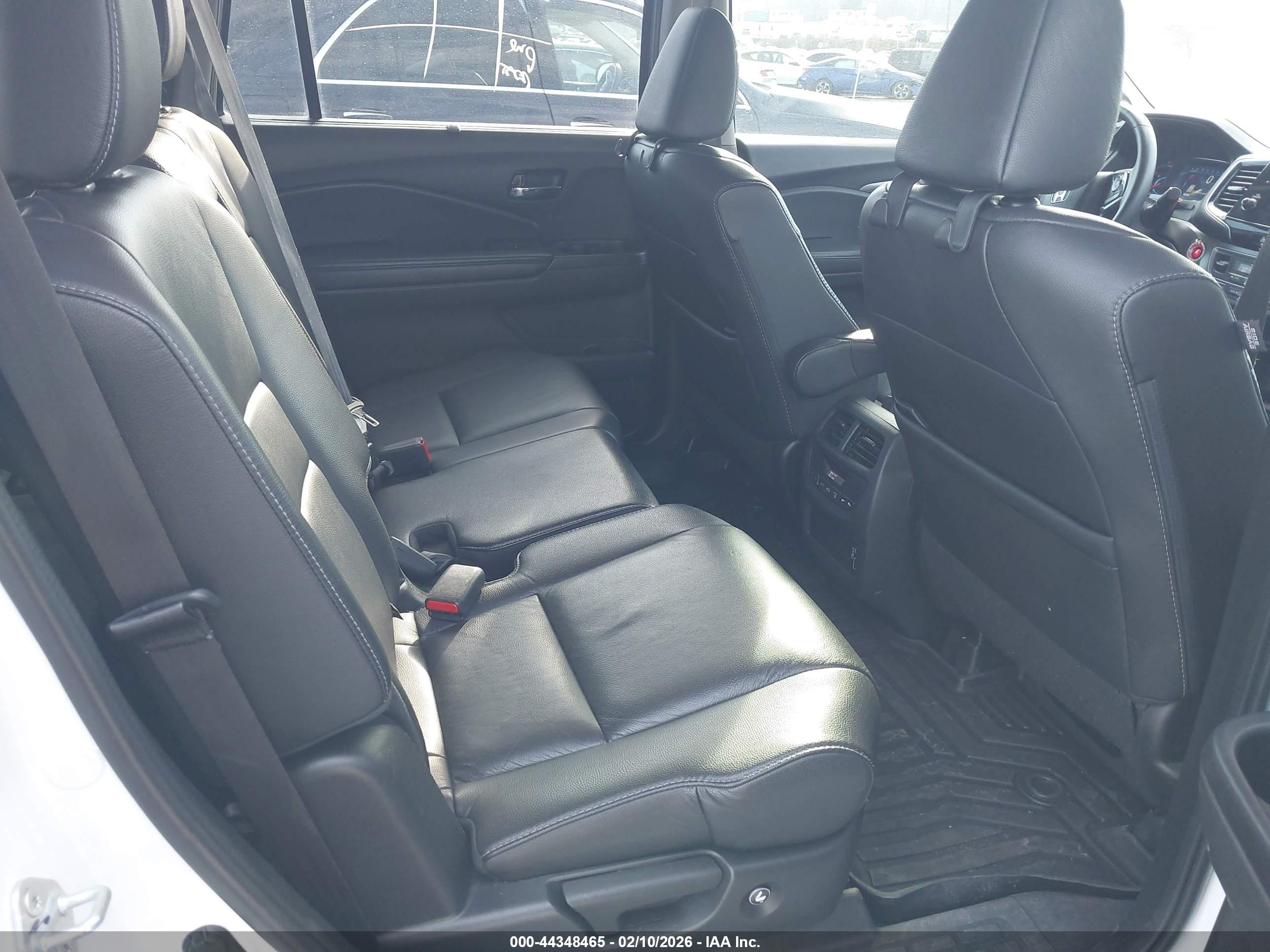 HONDA PILOT image 8