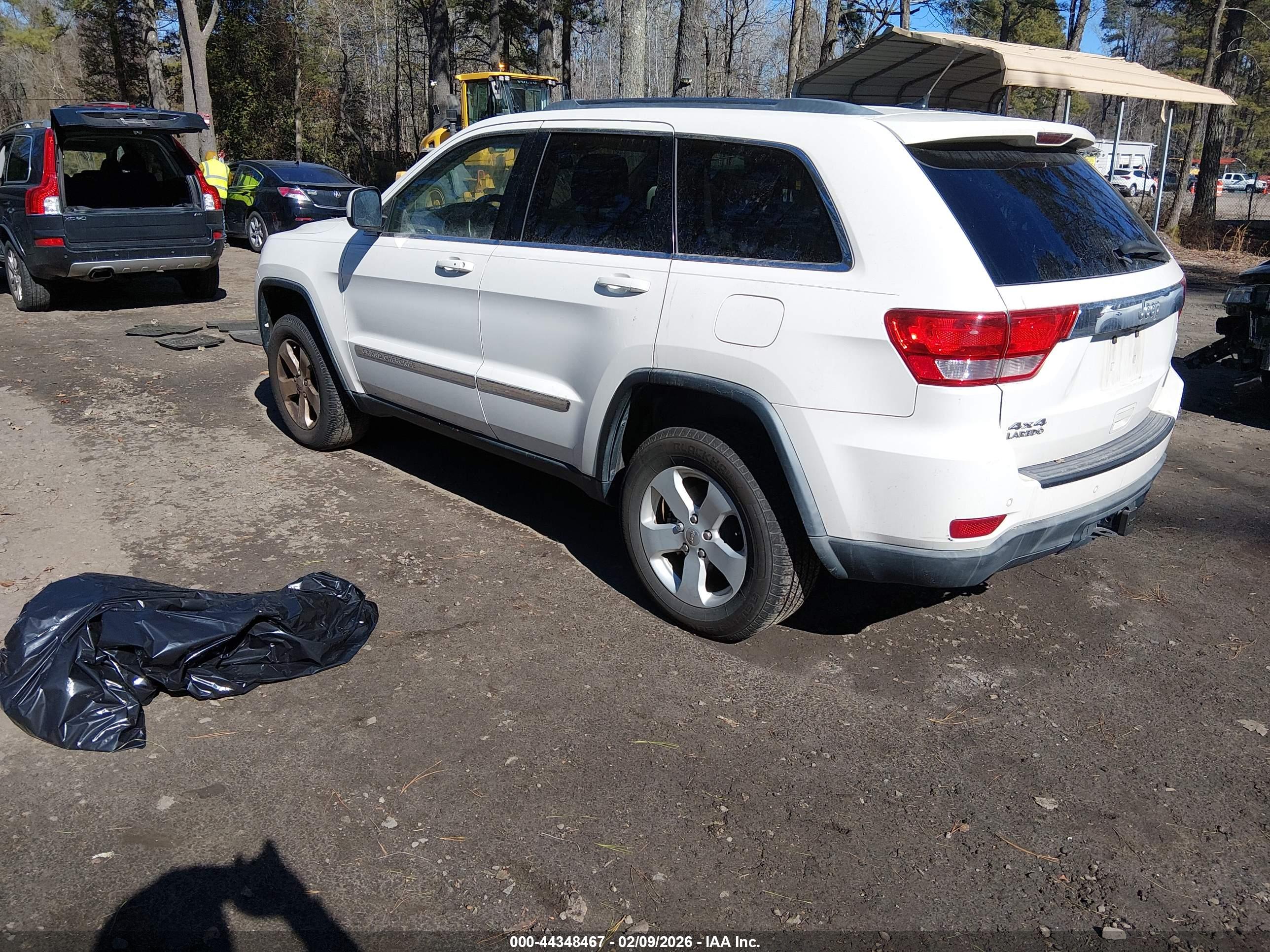 JEEP GRAND image 3